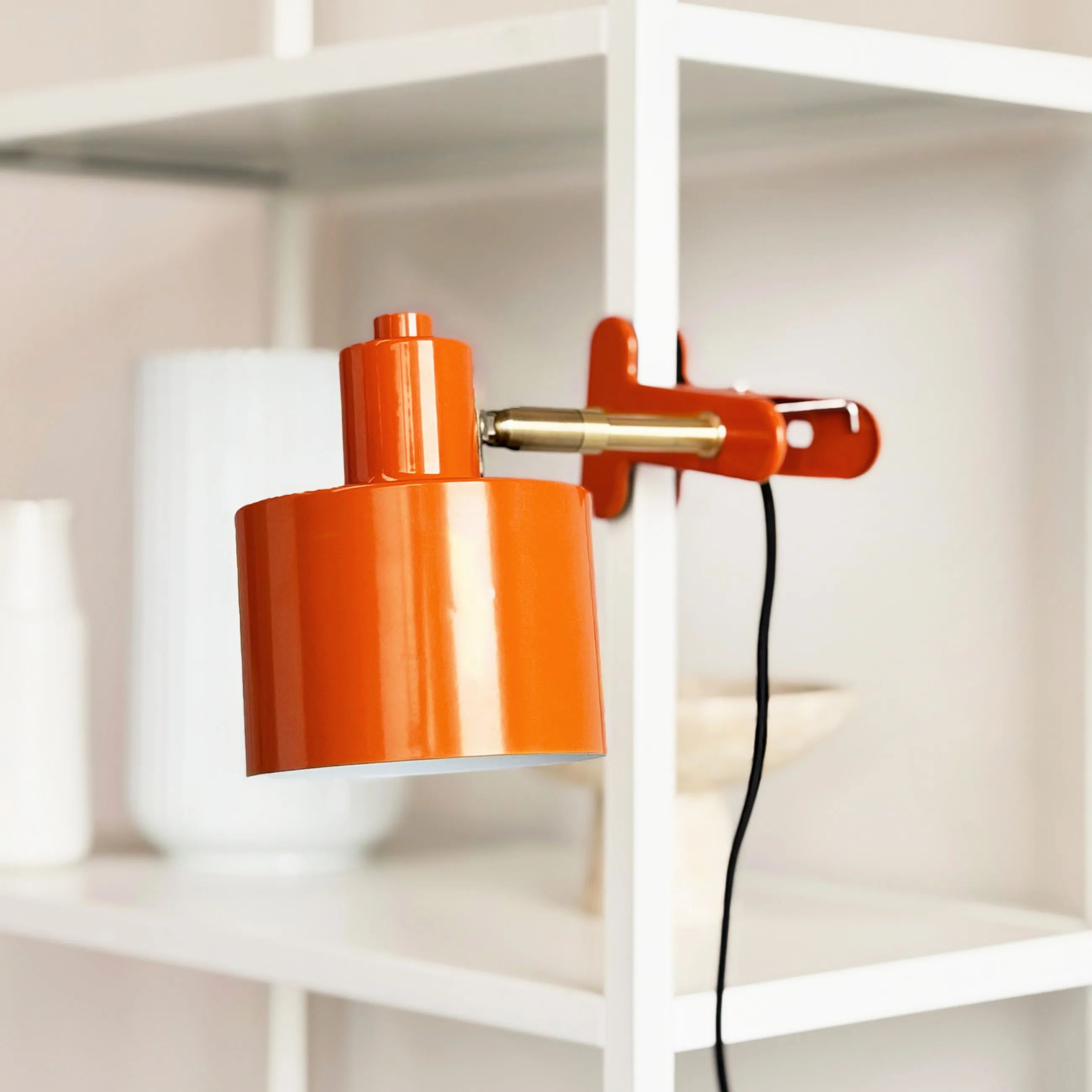 Dyberg Larsen Bordlamper Ocean Klemmelampe i Orange, 2