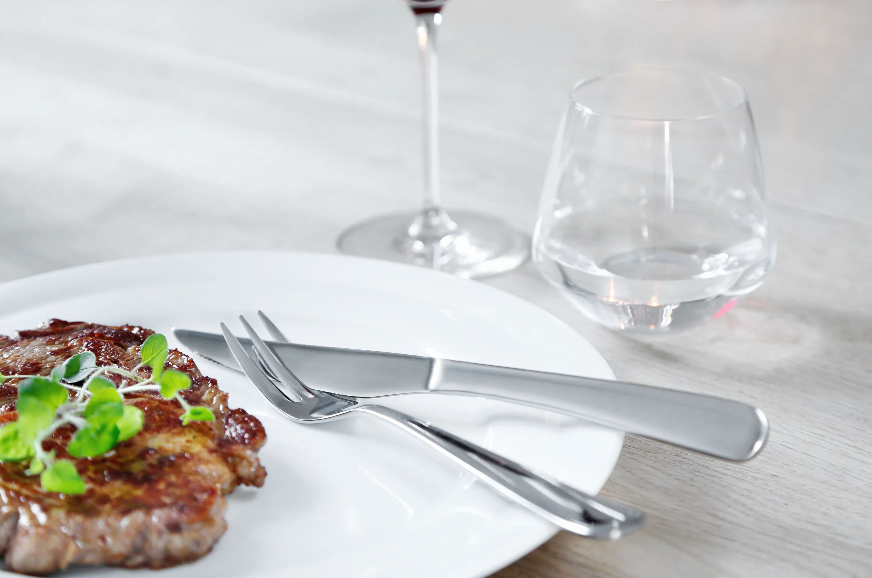 CASA Living Bestiksæt Steakbestiksæt - 12 dele i Blank stål genbrug, 12 stk., 3