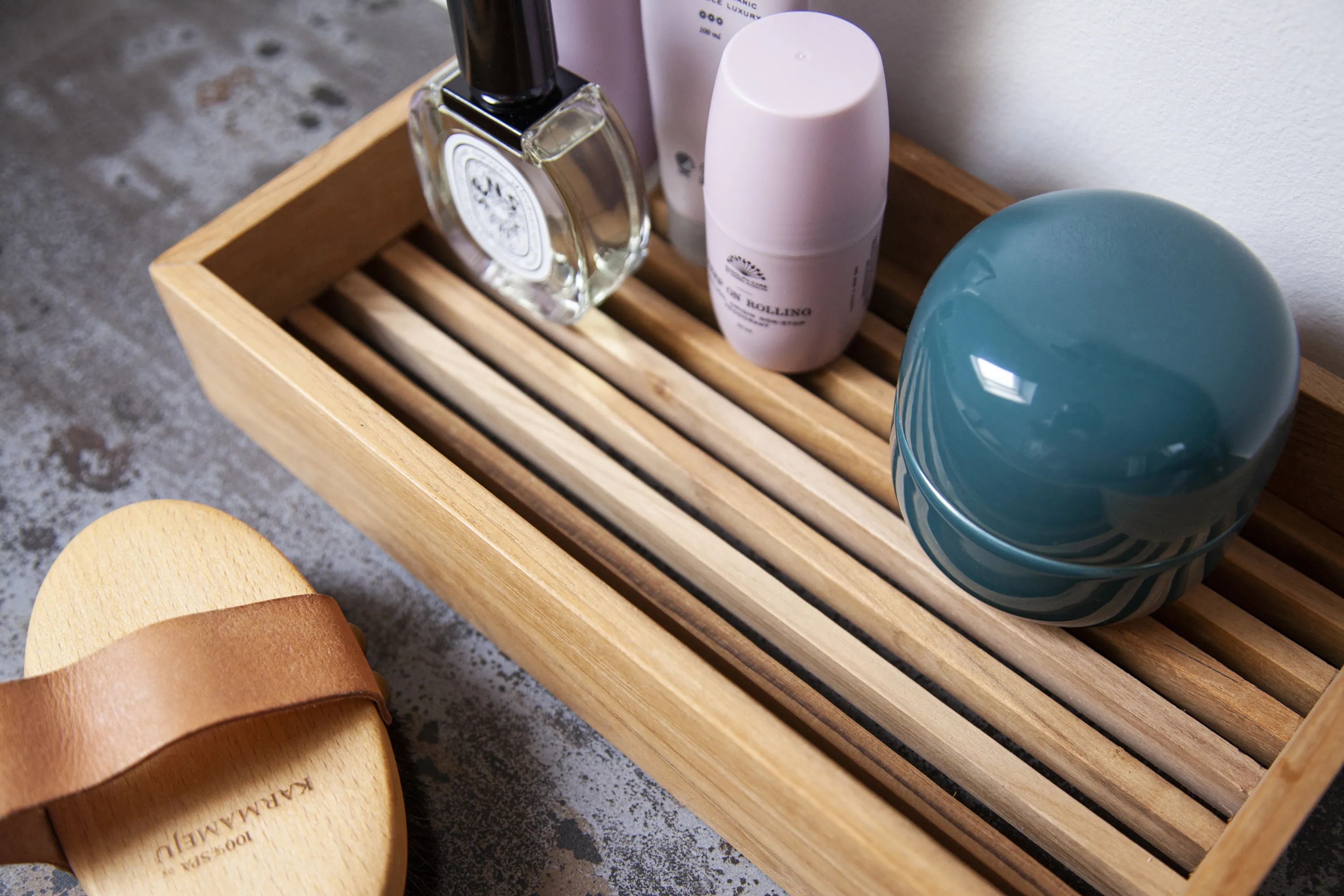 cinas Tilbehør til bad Shampoo bakke i Teak, 5