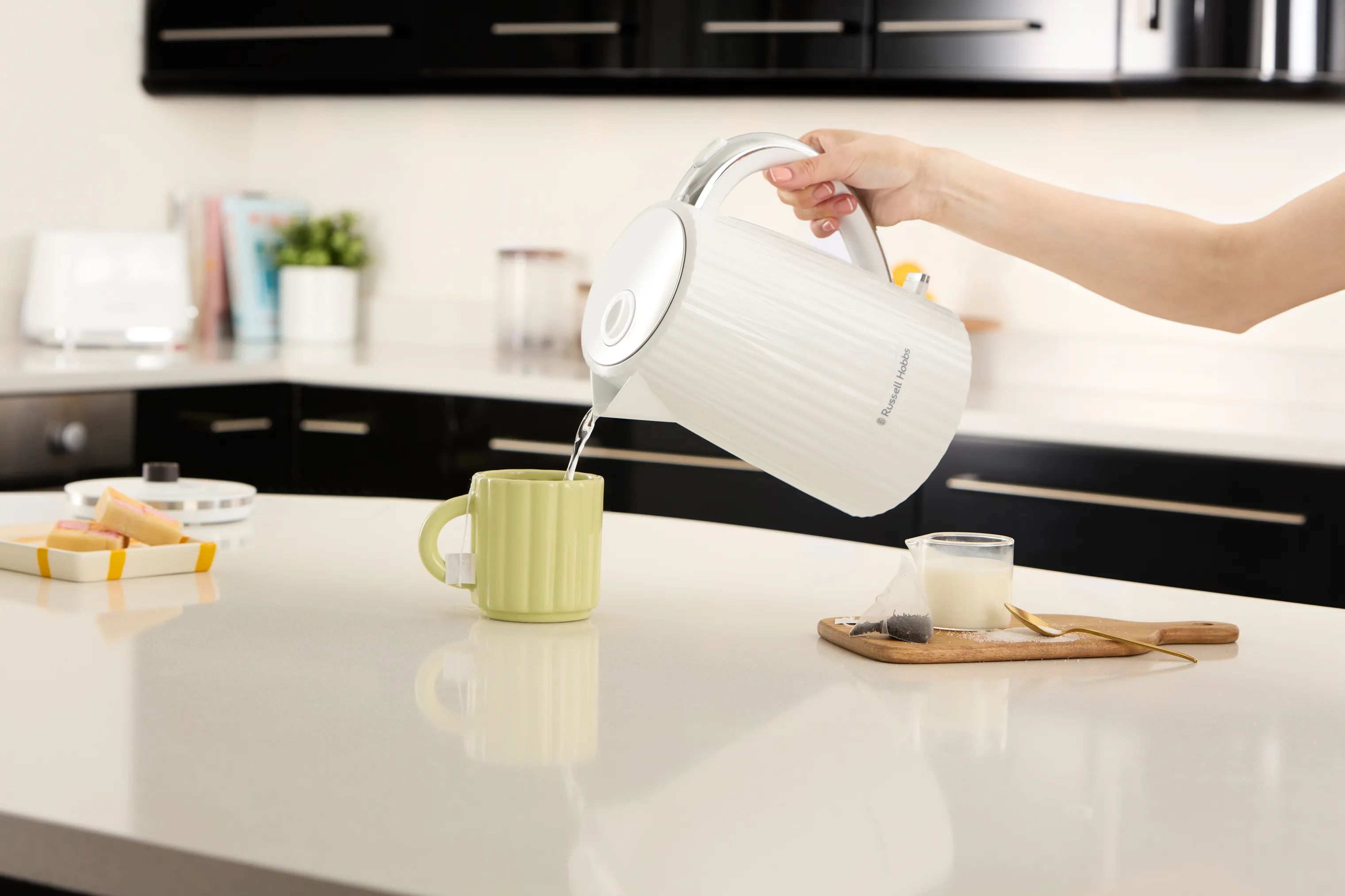 Russell Hobbs Elkedler Eden Elkedel i hvid, 2