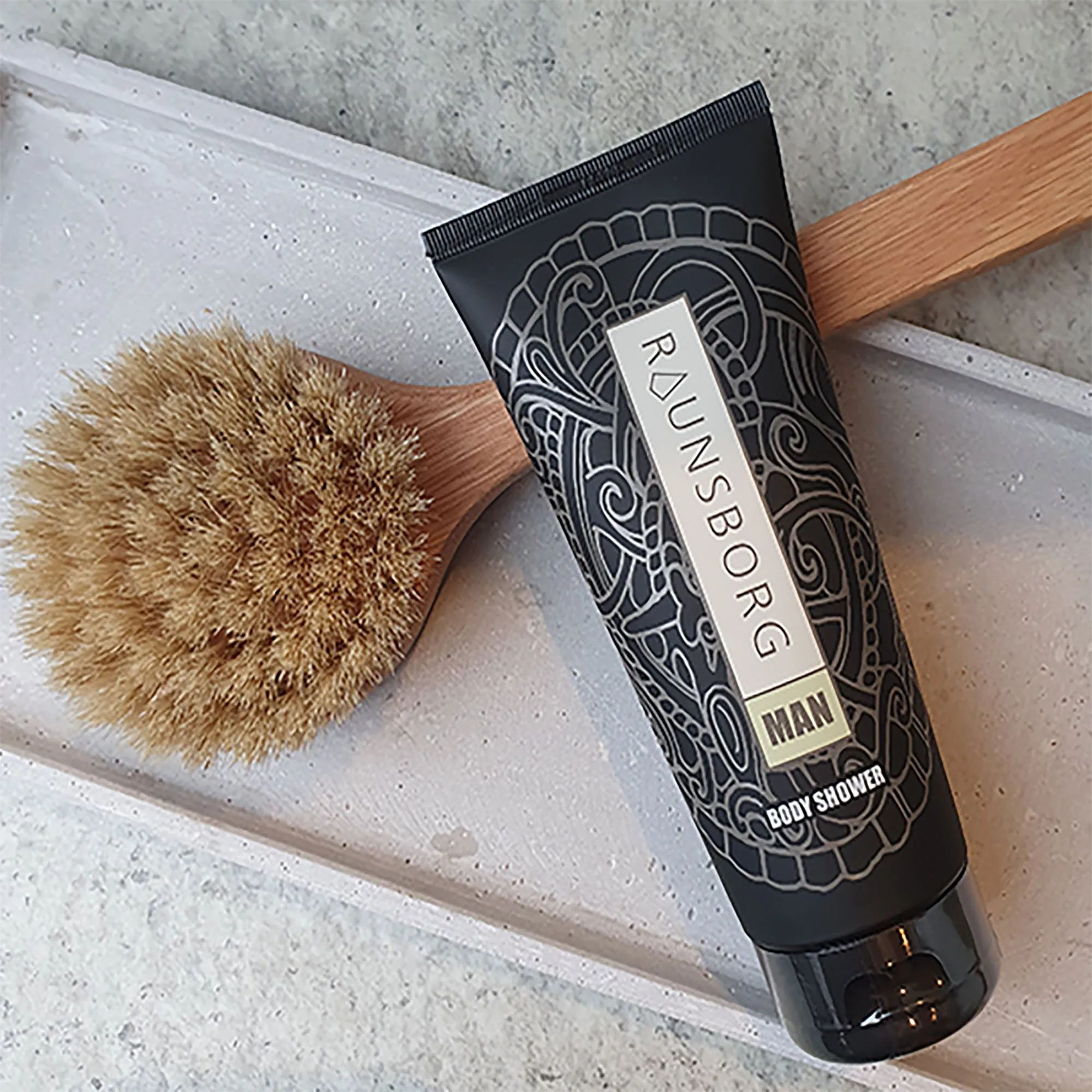 Raunsborg Kropspleje MAN Body Shower i Sort, 2