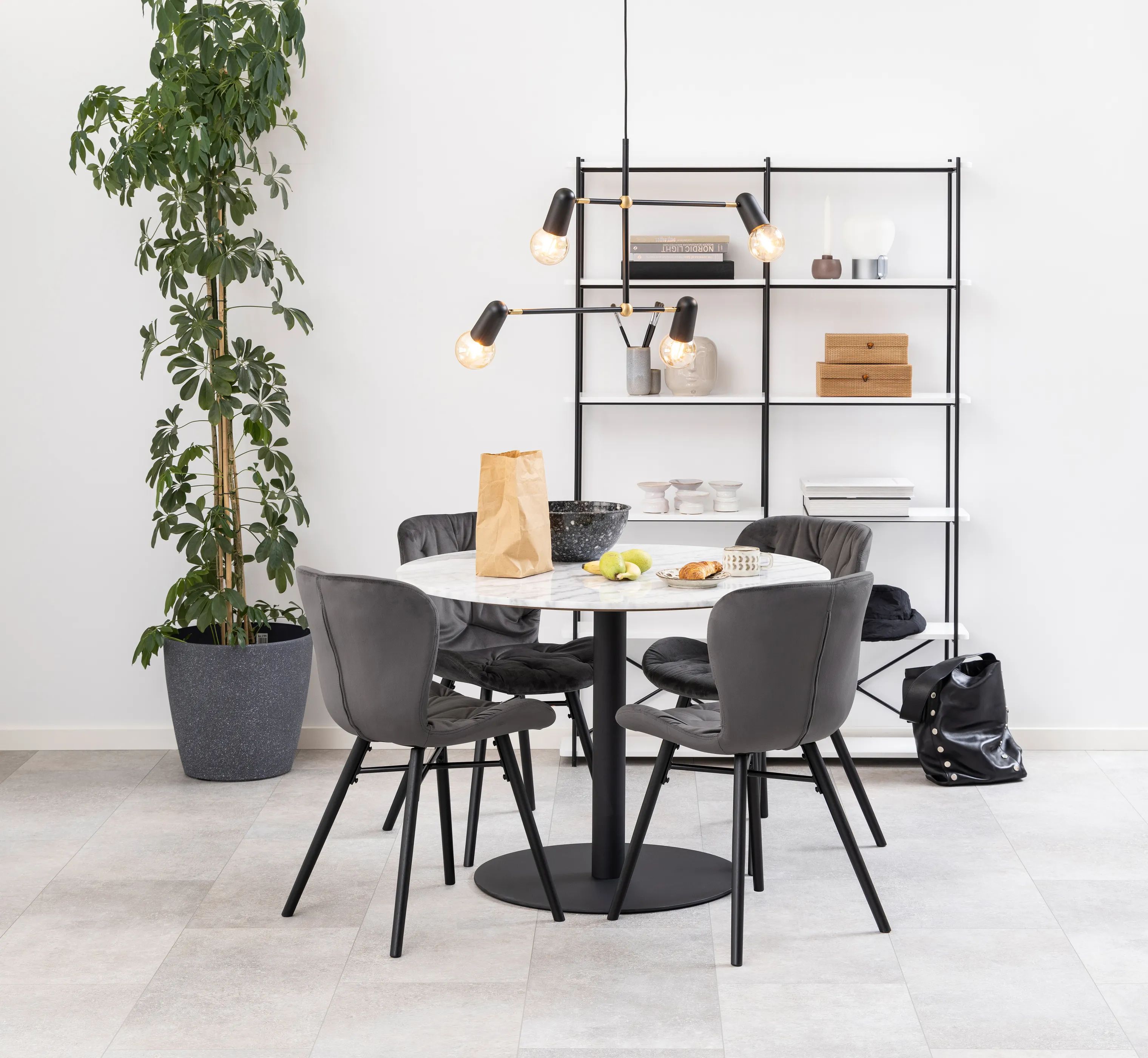CASA Living Spiseborde Corby Spisebord i Hvid Guangxi/mat sort, 2