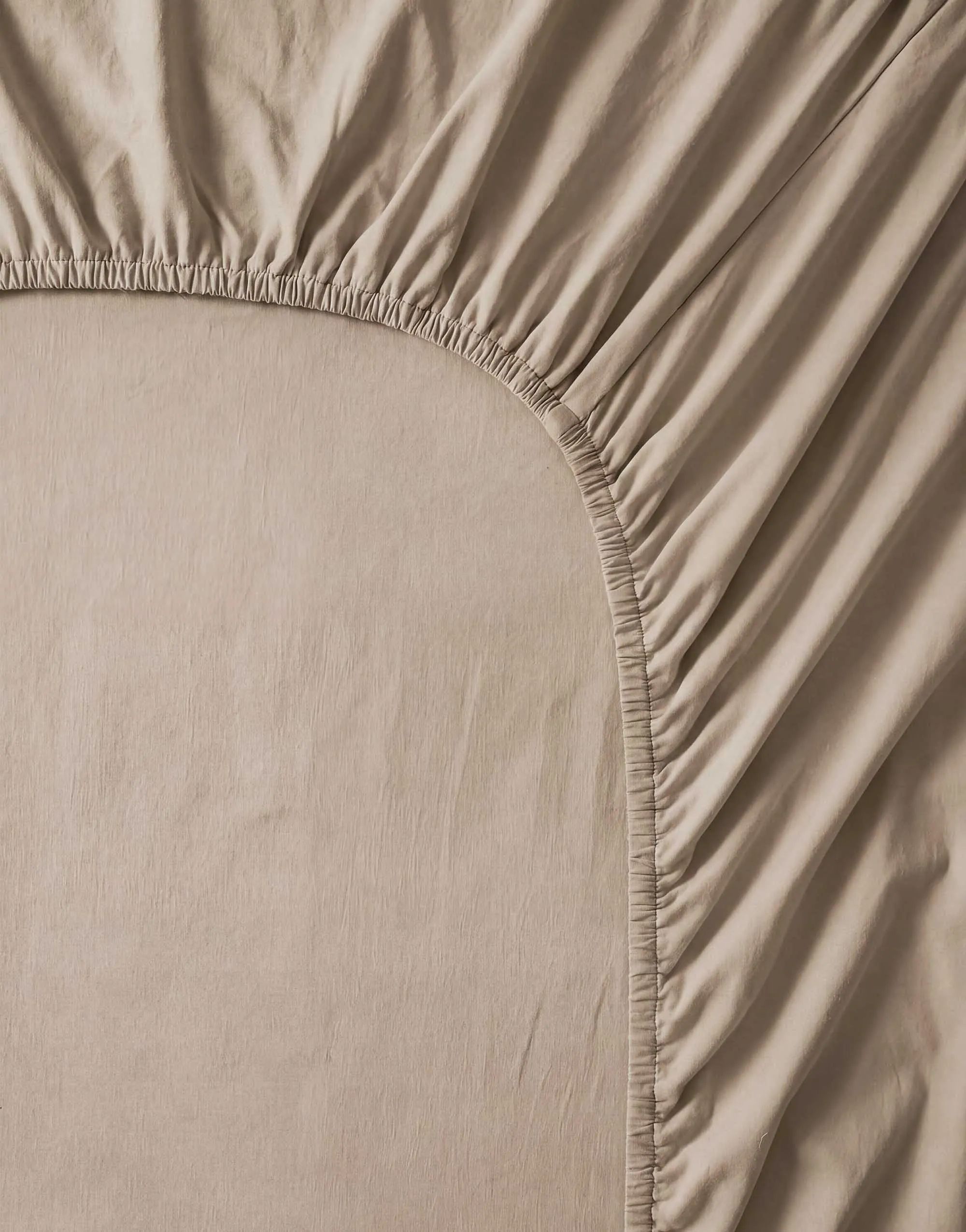 Essenza Lagner Fine Organic Jersey Boxlagen i Taupe, B100 x L220 cm, 3