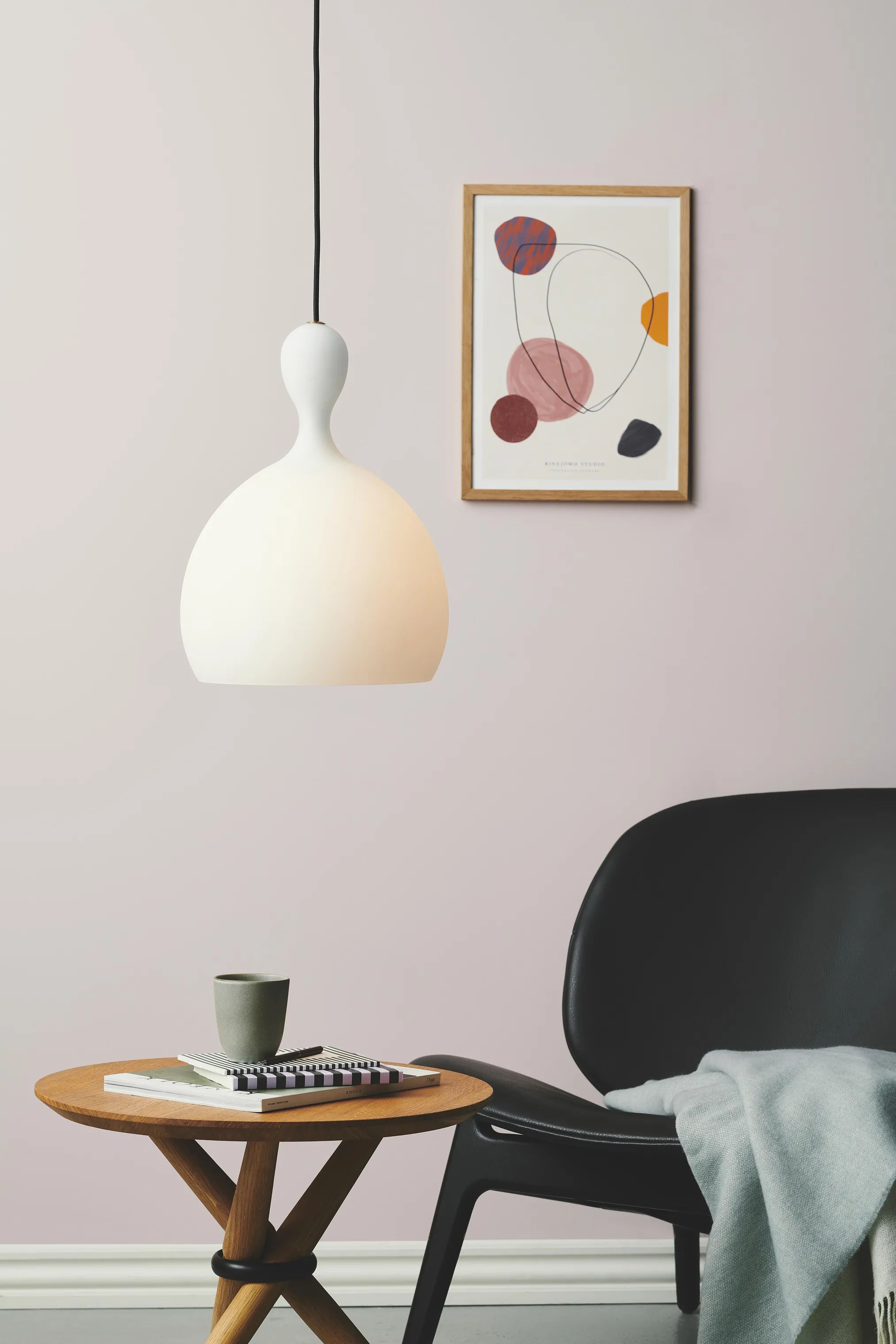 Halo Design Pendler Dueodde Pendel i Opal, 24 cm, 2