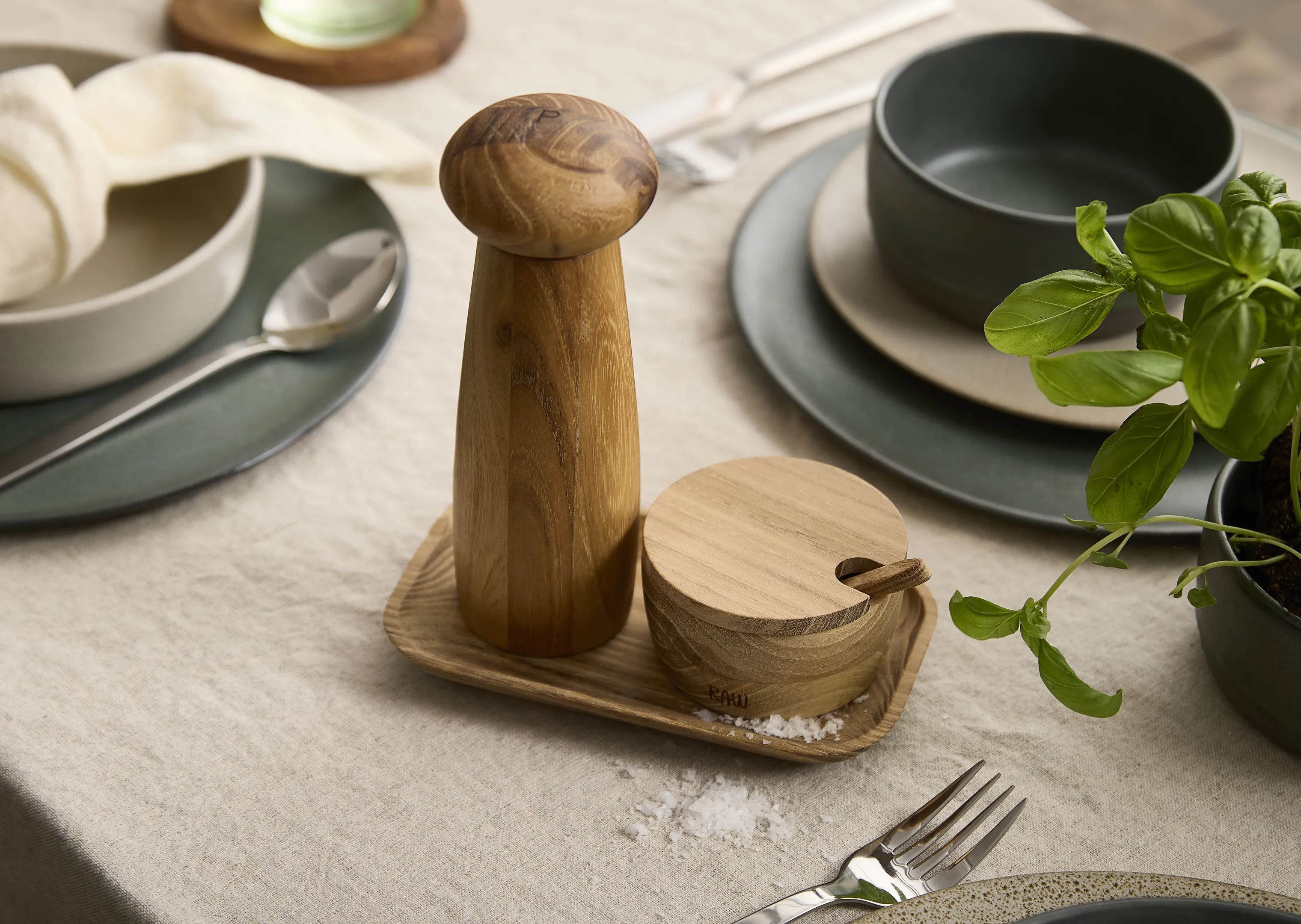 RAW by Aida Kværnsæt Teak Kværnsæt m. Saltkar i Natural, 2
