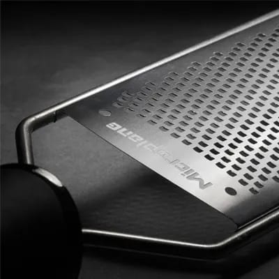 Microplane Rivejern Gourmet Rivejern i Sort, 2