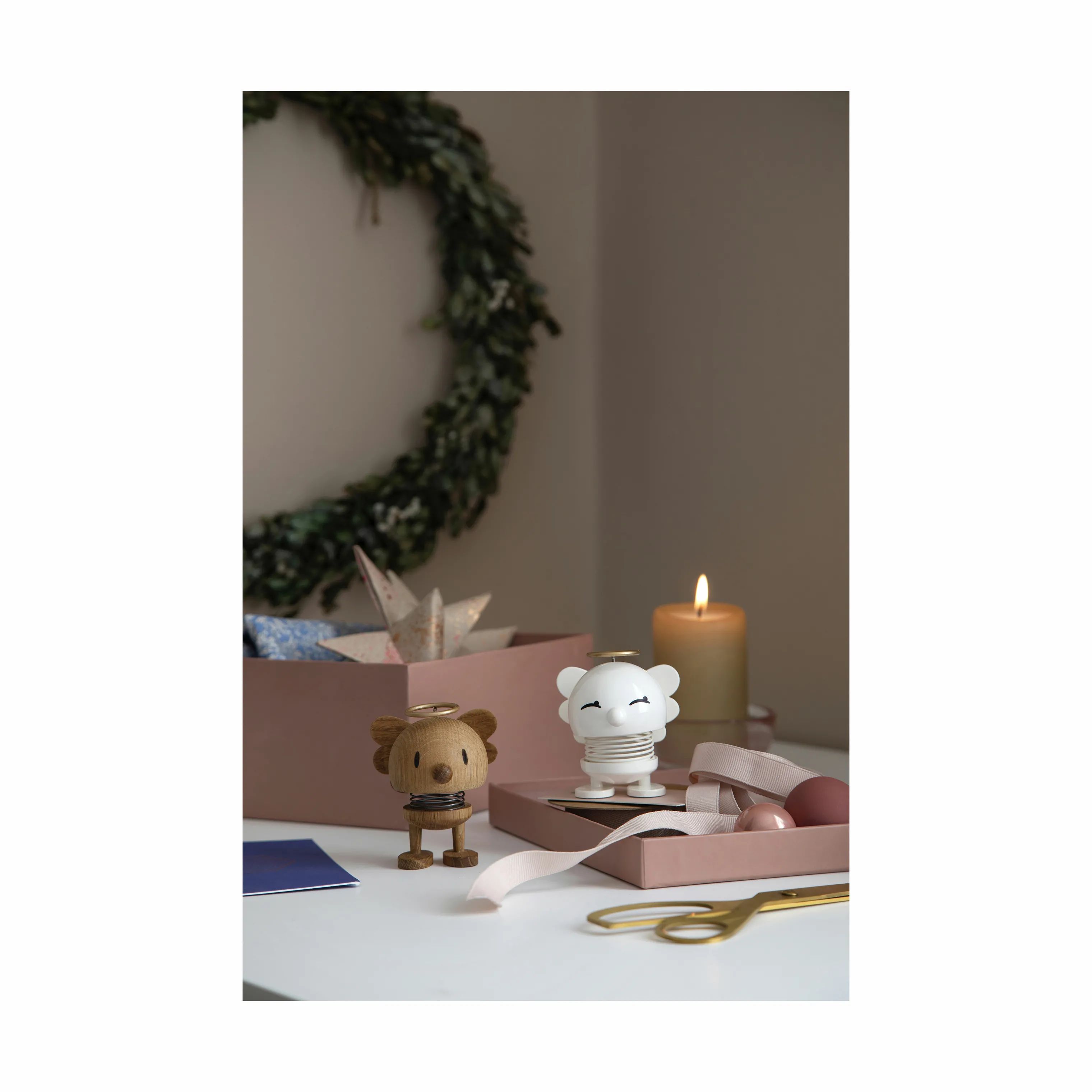 Hoptimist Julefigurer Woody Bumble - Engel i Egetræ, 7,3 cm, 3
