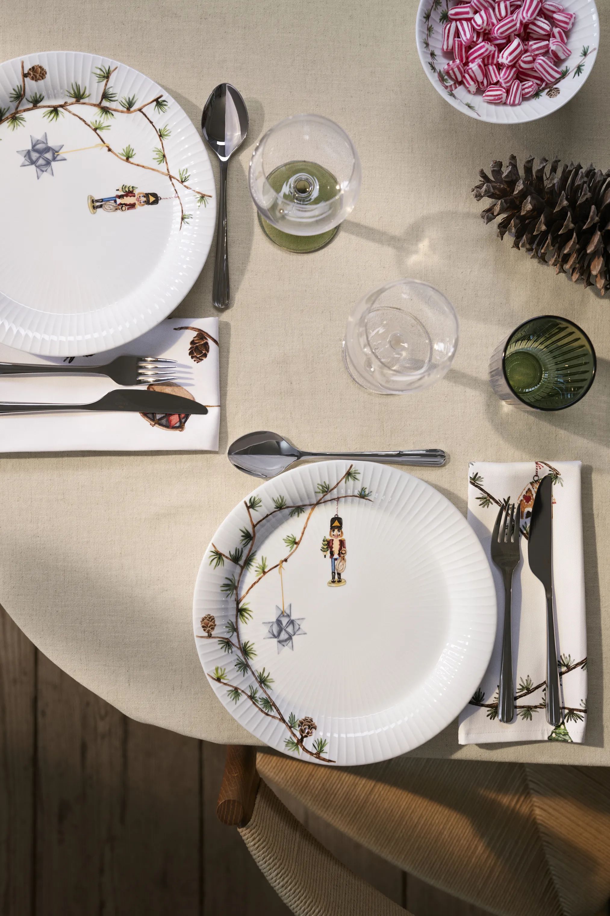 Kähler Middagstallerkener Hammershøi Jul Middagstallerken i Hvid, 27 cm, 6