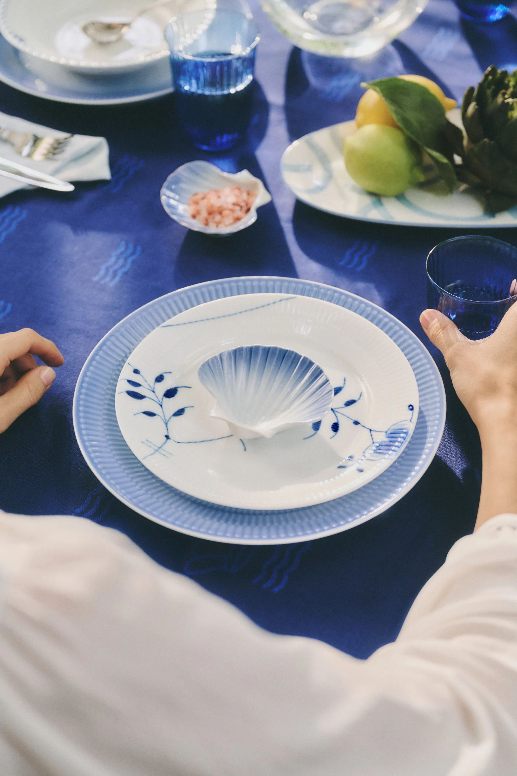 Royal Copenhagen Serveringsskåle Iris Skål i Blå, 3