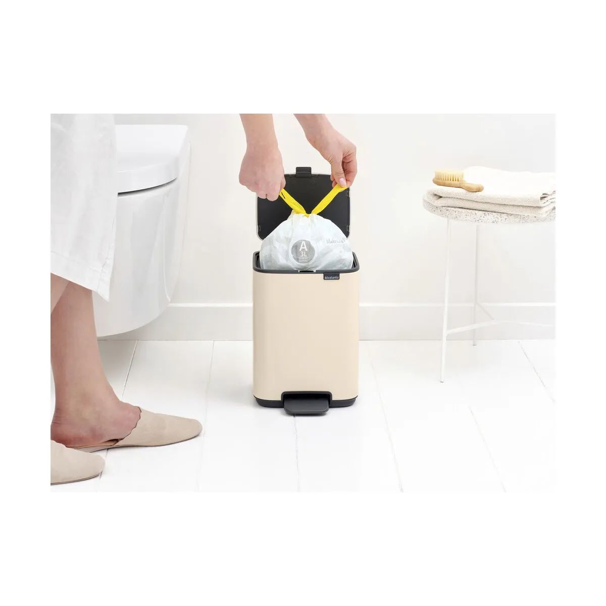Brabantia Pedalspande Bo Pedalspand i Soft beige, 4 L, 6