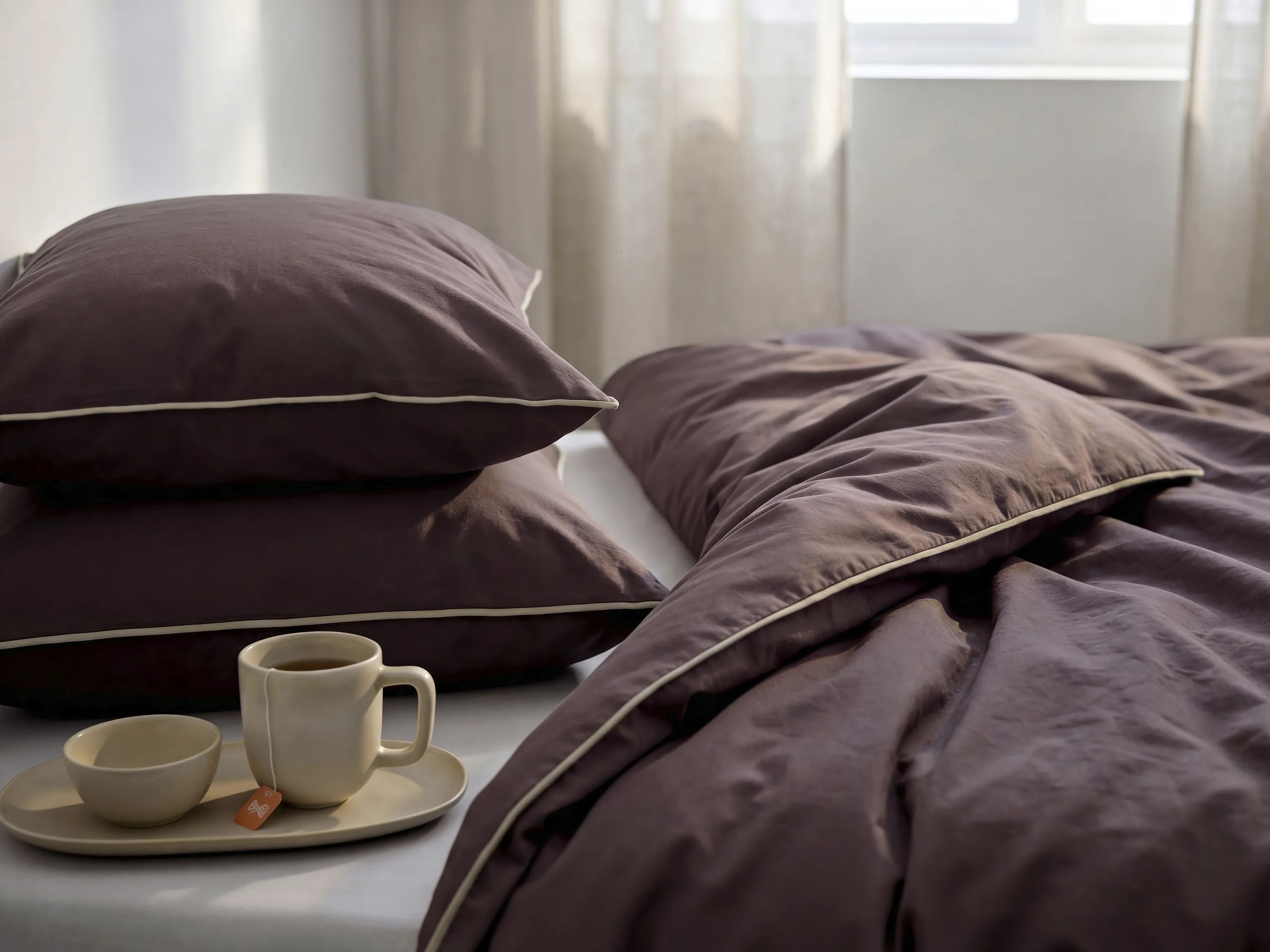 Södahl Sengetøj Edge Sengetøj i Rosewood, B140 x L200 cm, 2