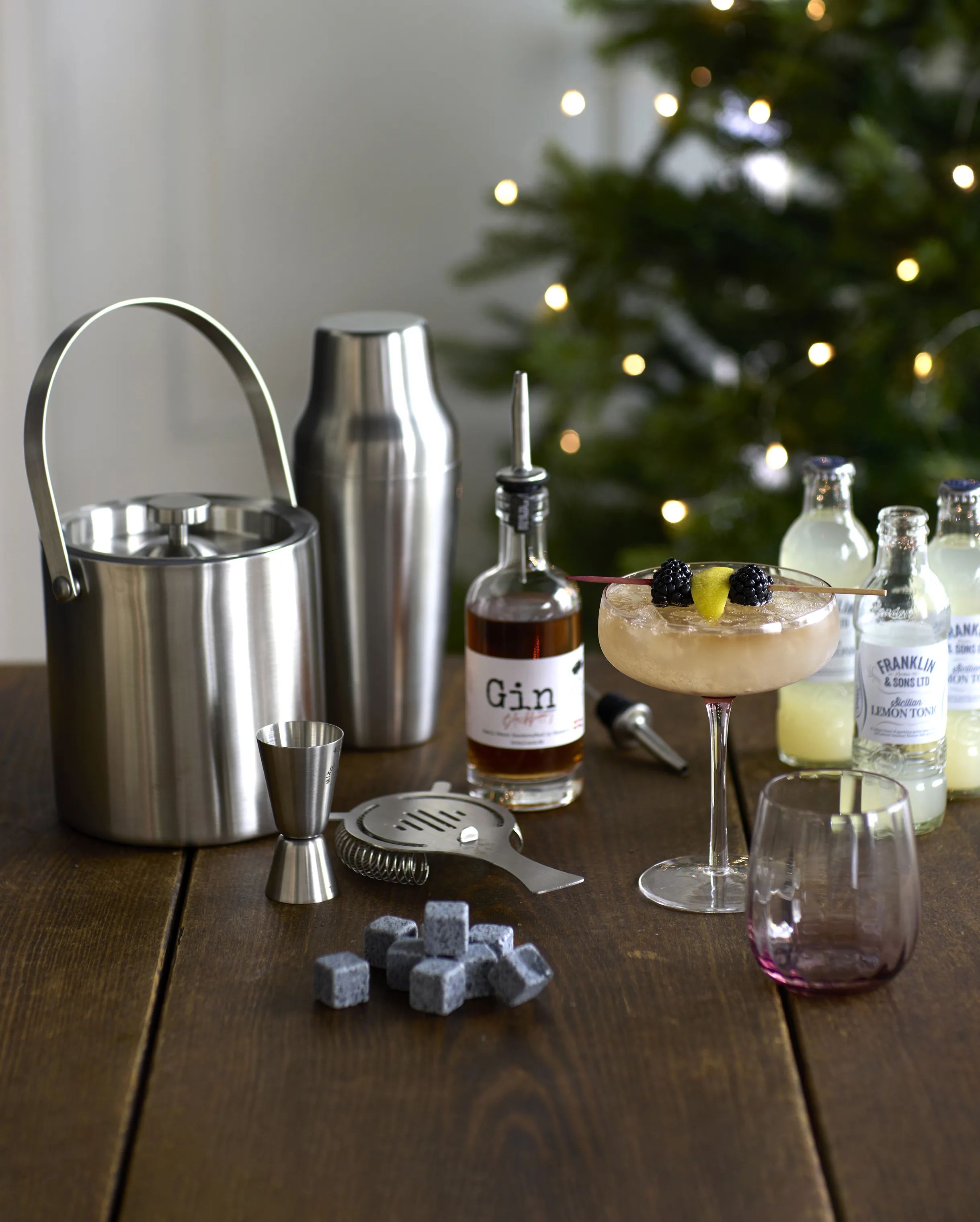 Knaplund Spiritus Ready To Mix Gincocktail Bramble - 4 dele i Bramble - 850 ml, 2