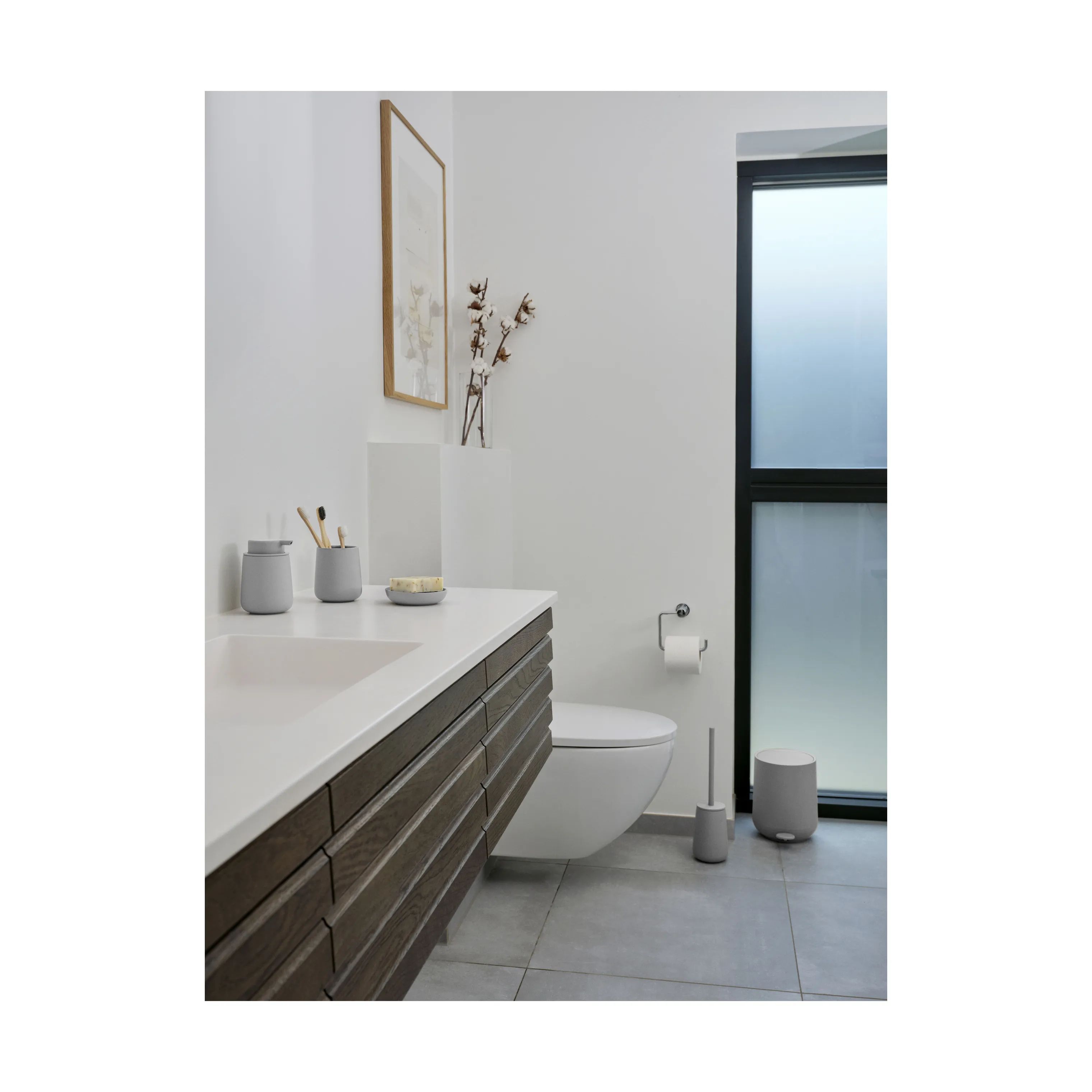 Zone Tandbørsteholdere Nova One Tandbørstekrus i Soft grey, 2