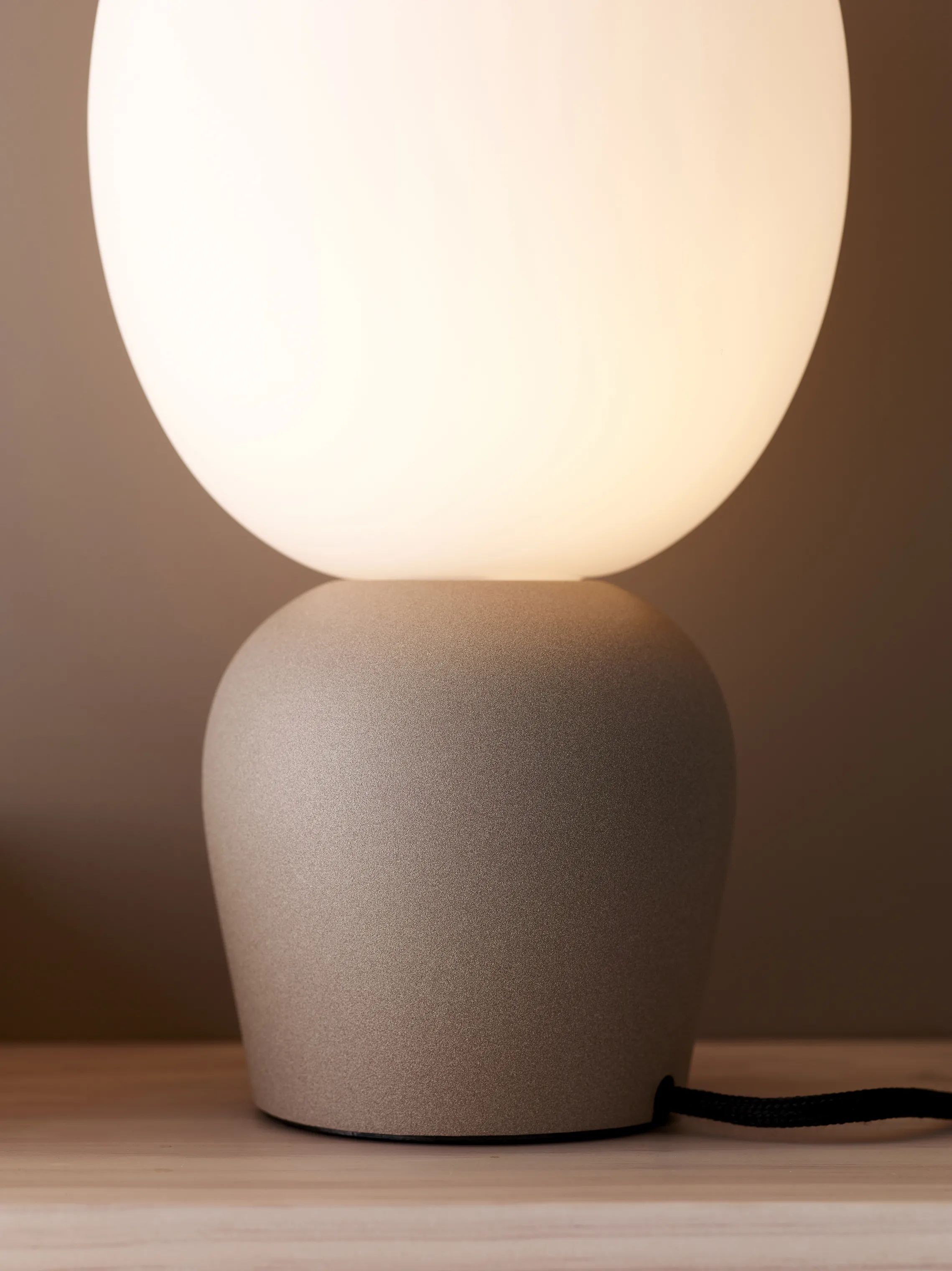 Belid Bordlamper Buddy Bordlampe i Sand, 2