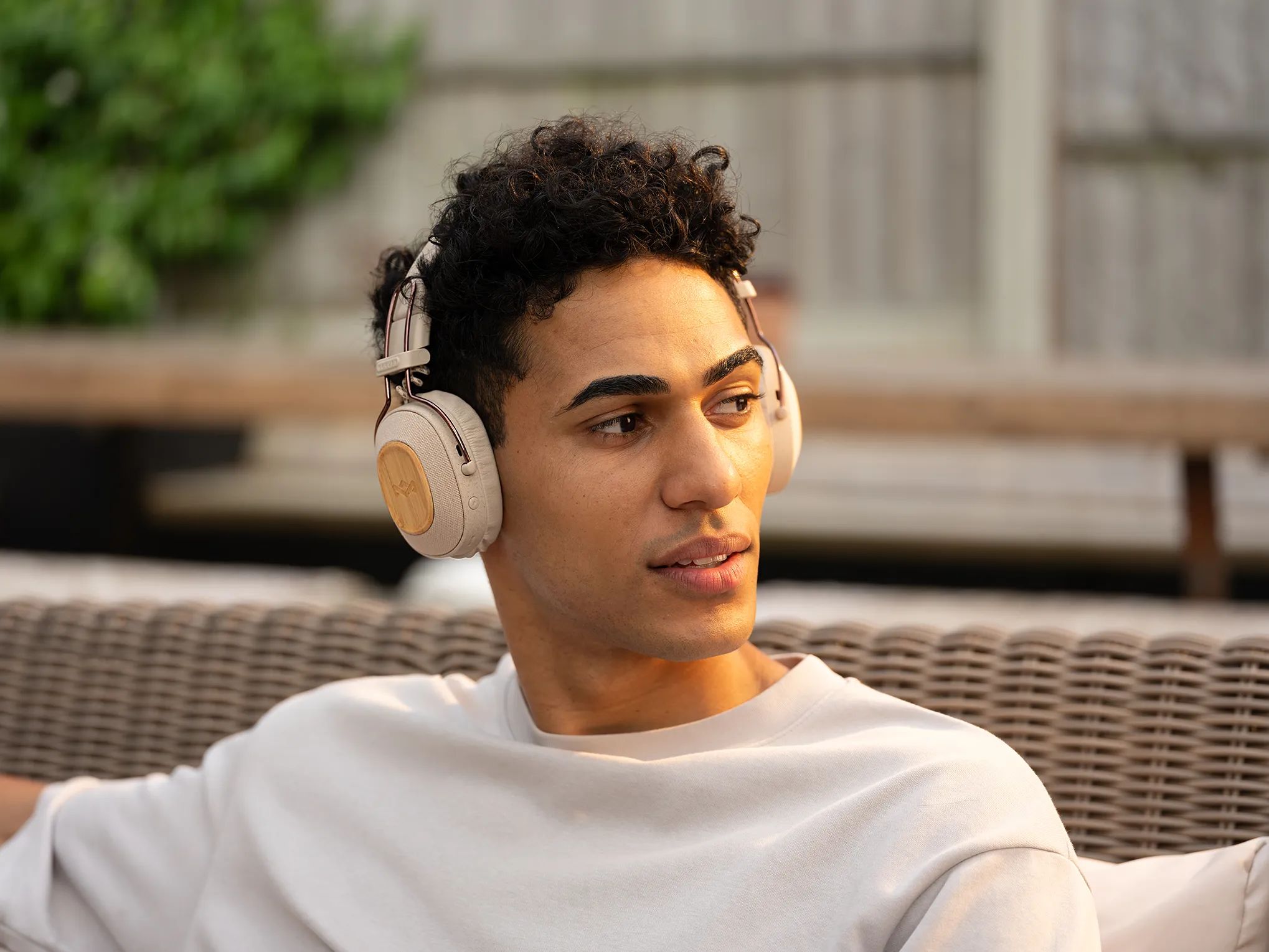Marley Hovedtelefoner Positive Vibration Høretelefoner i Cream, 2
