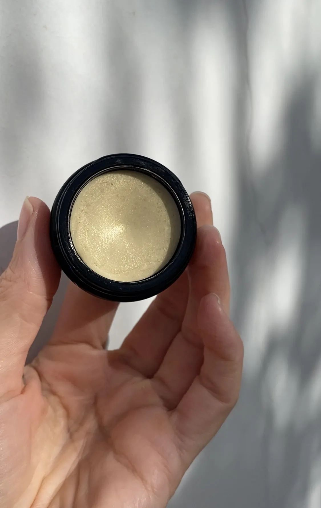 SMUK skincare Ansigtspleje Læbepomade m. glimmer i Sort, 3