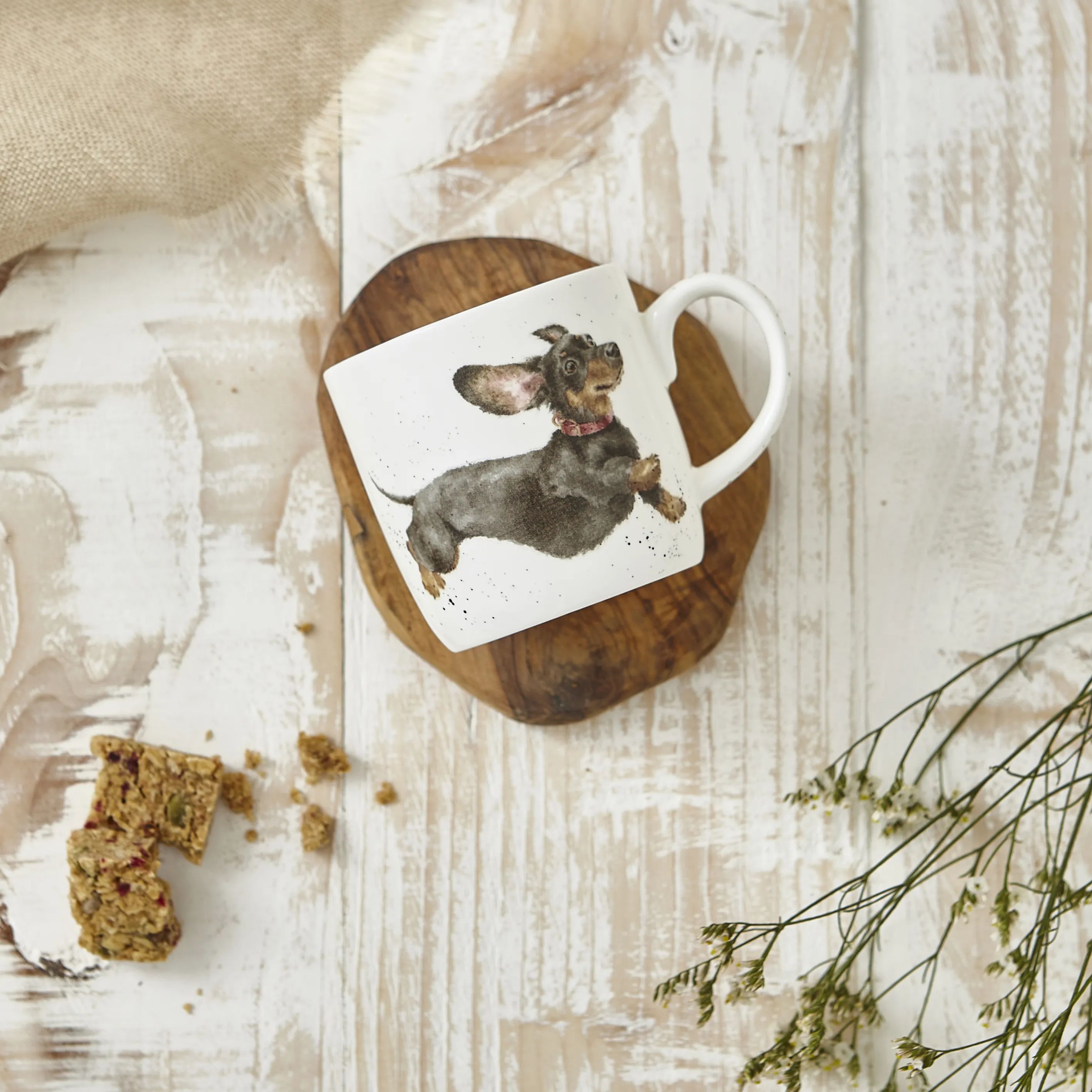 Royal Worcester Krus og kopper med hank Wrendale Krus - Friday feeling i Gravhund, 2