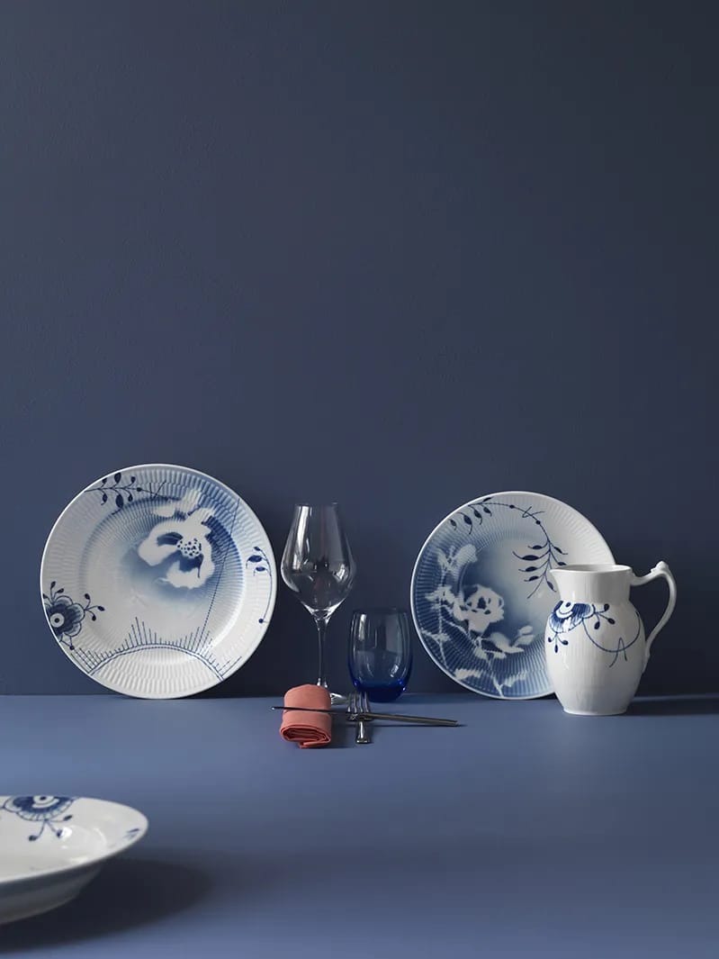 Royal Copenhagen Serveringskander Blå Mega Riflet Kande i 90 cl, 2