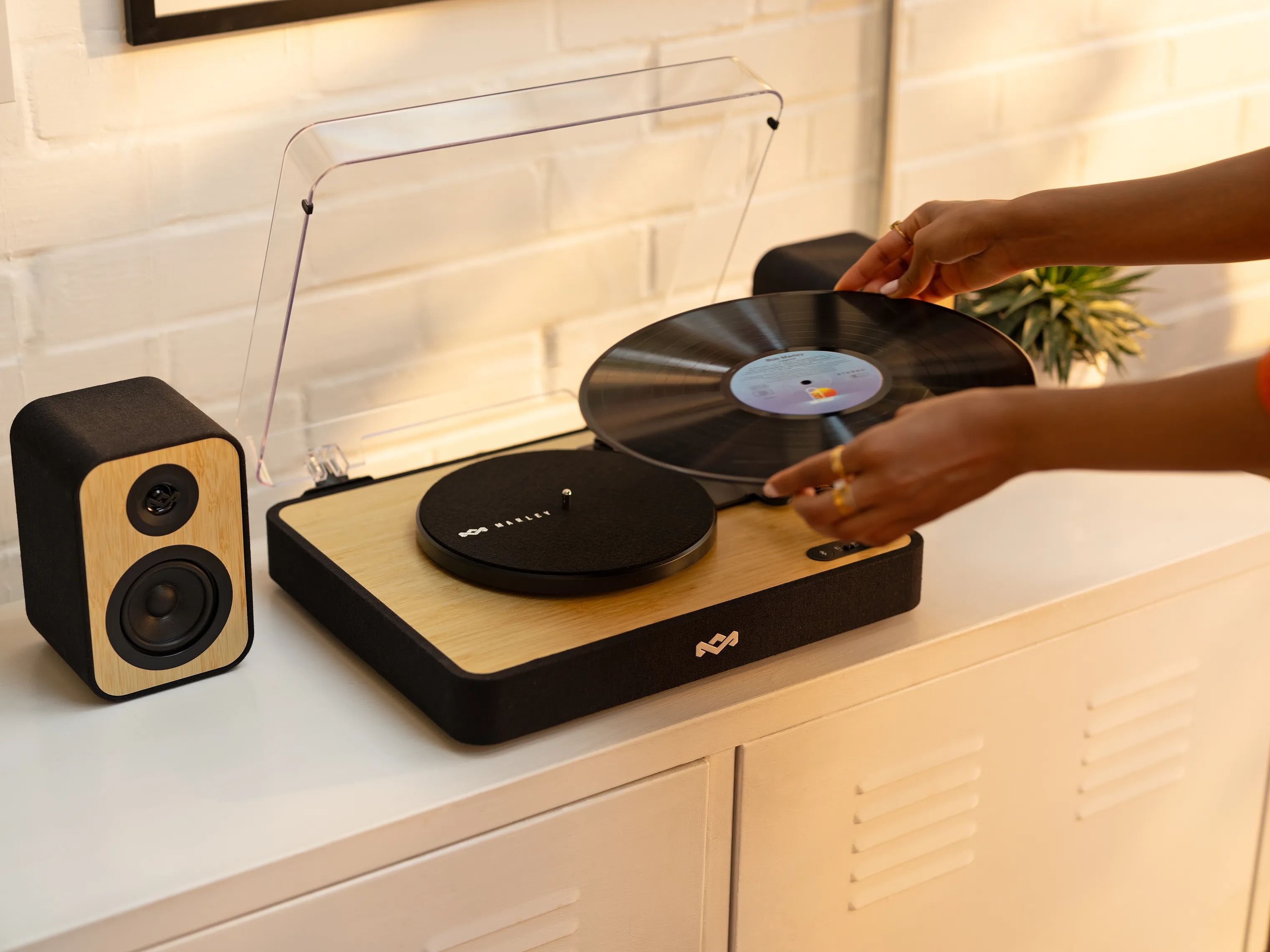 Marley Højtalere Revolution Pladespiller - 3 dele i Signature Black, 2