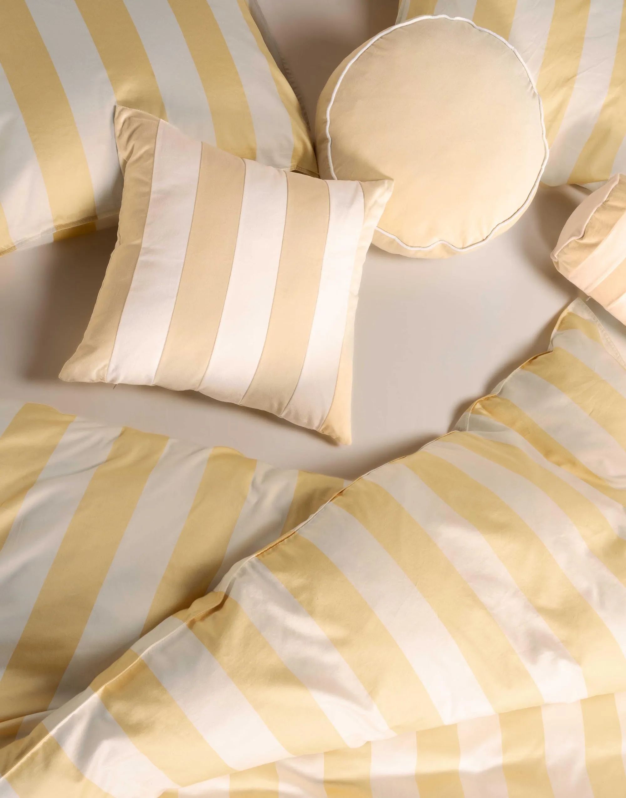 Essenza Pyntepuder Nino Pyntepude i Yellow straw, 2