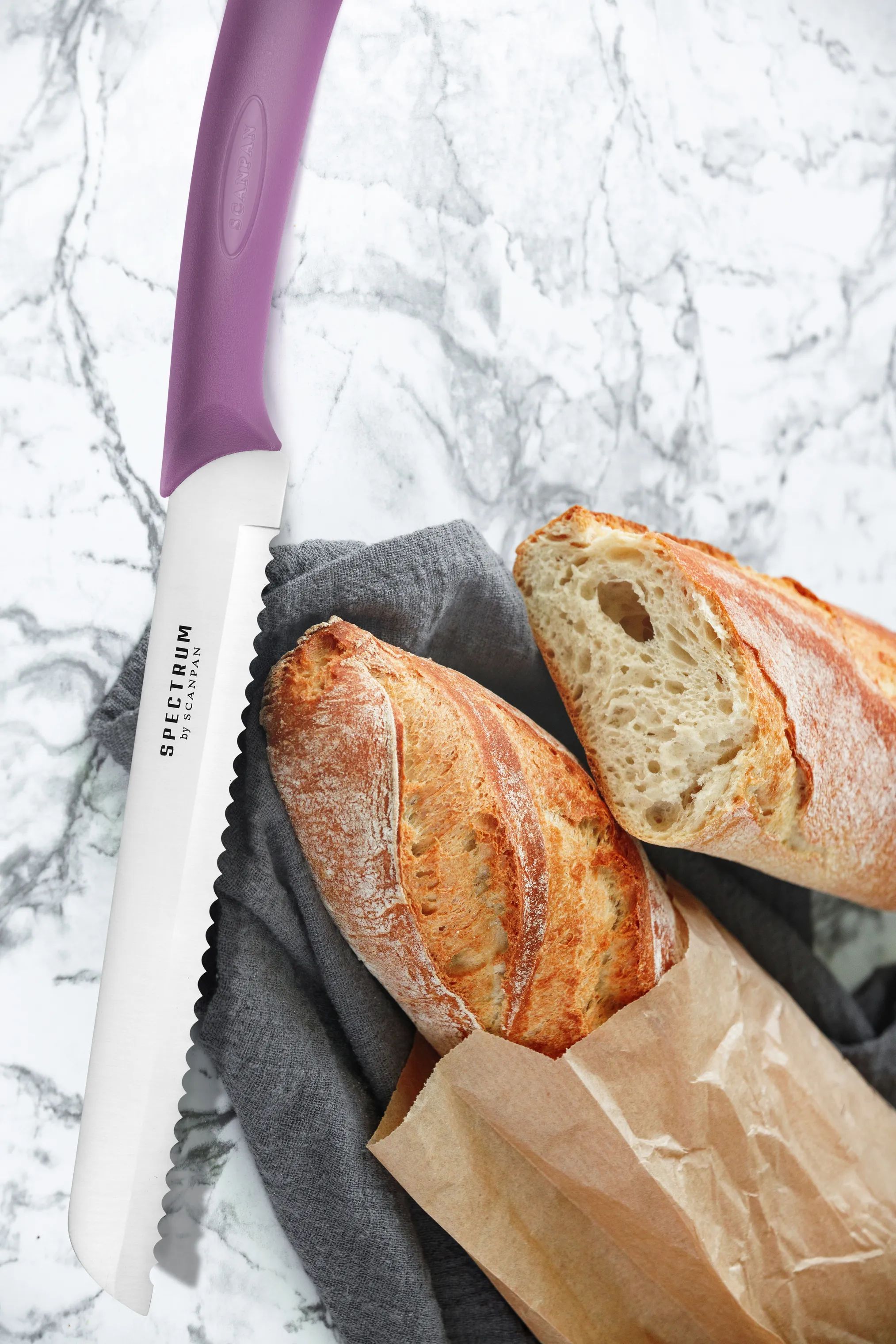 Scanpan Brødknive Spectrum Brødkniv i Lilla, 2