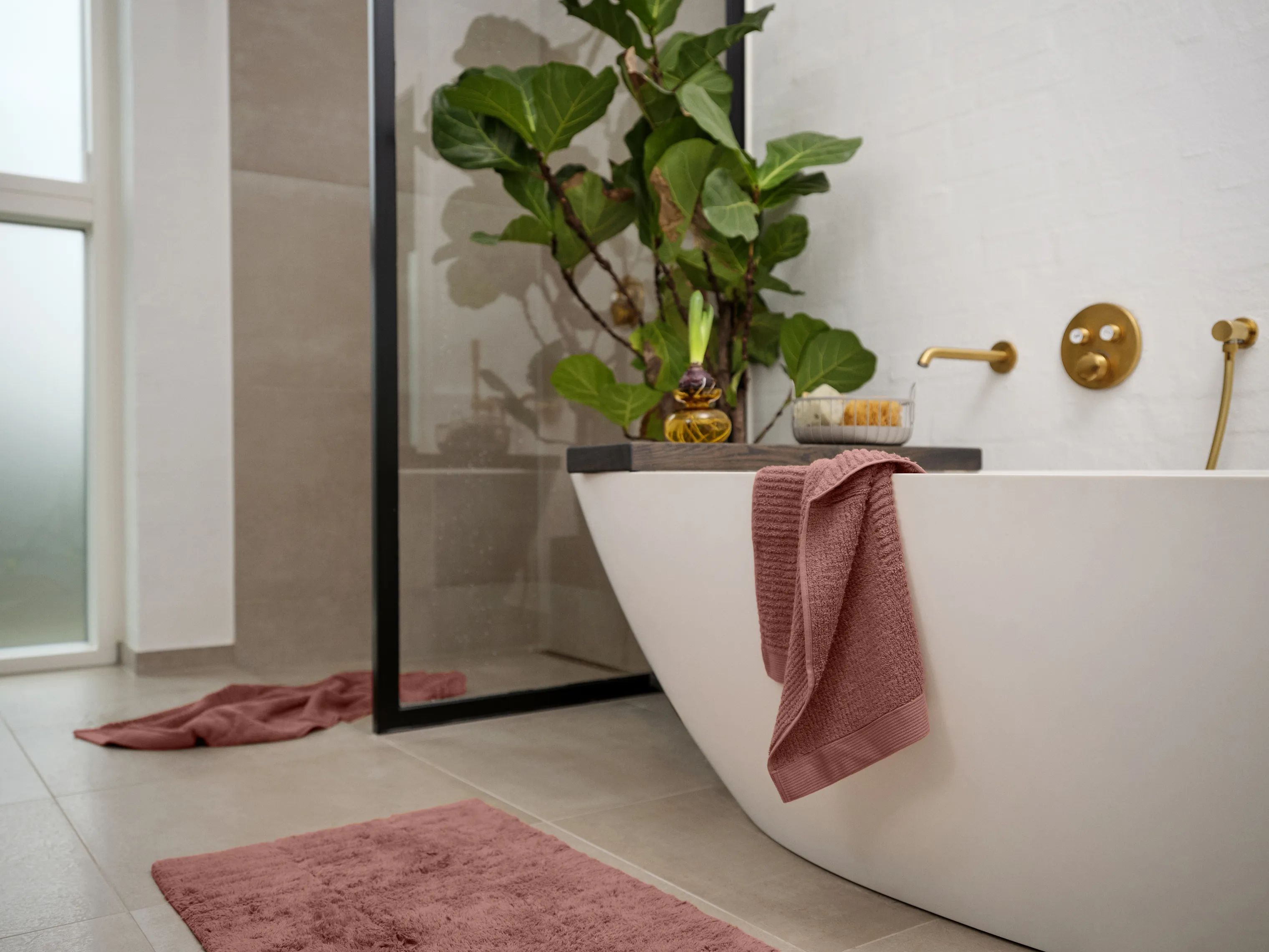 Zone Håndklæder Classic Håndklæde i Peach Red, B70 x L140 cm, 2