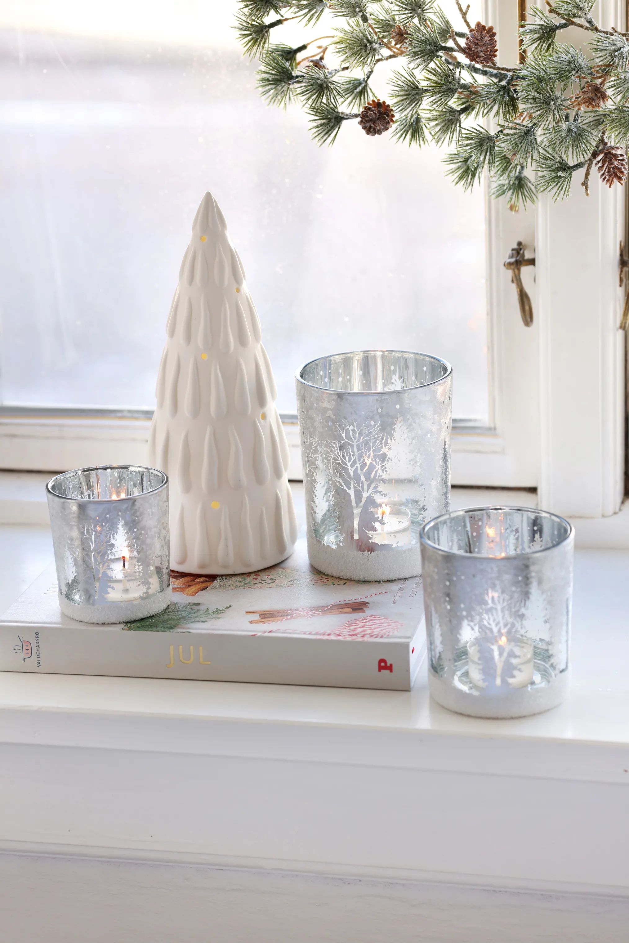 Casa Christmas Julefigurer Juletræ m. LED i 19,2 cm, 3