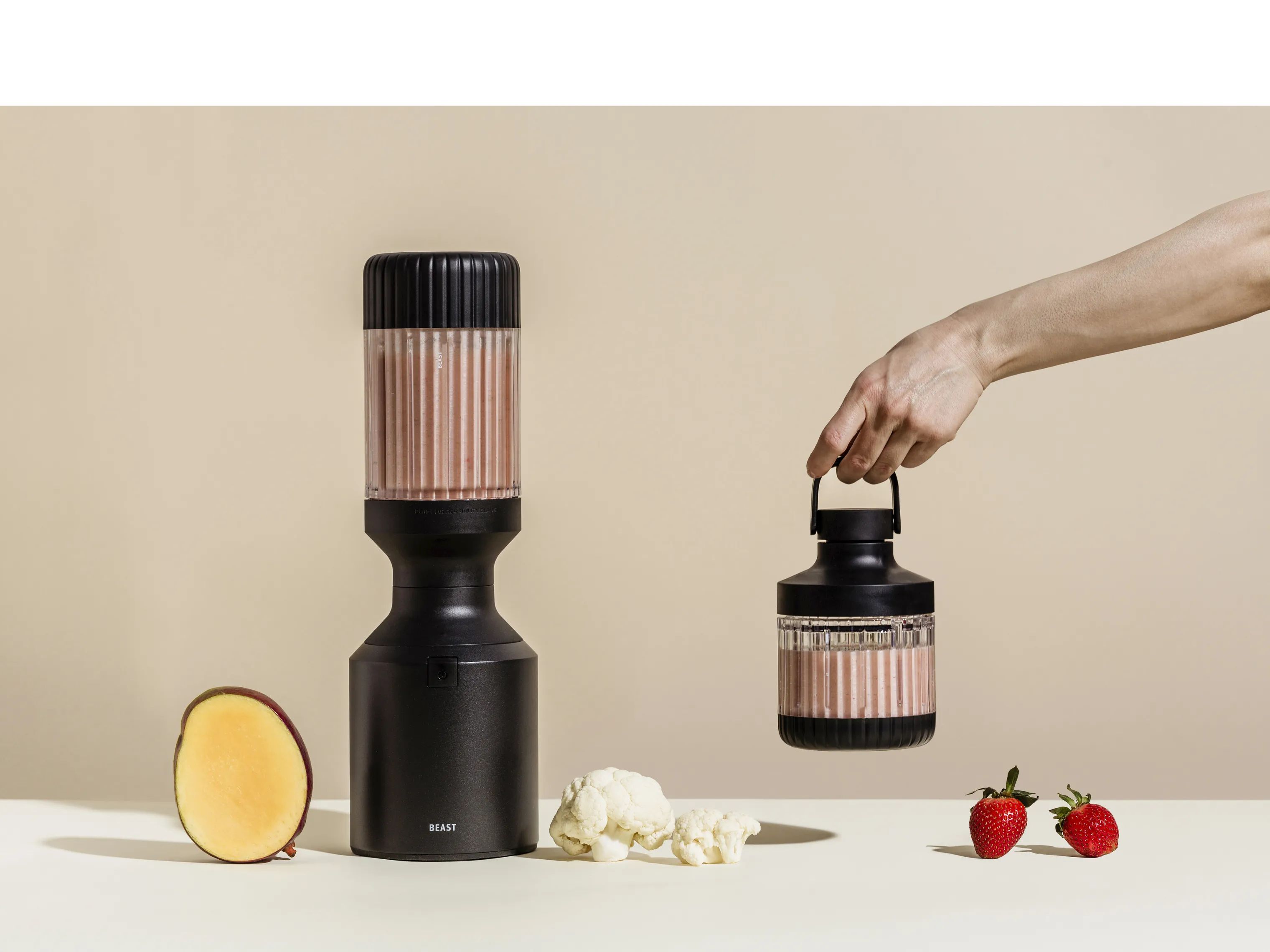 Beast Smoothieblendere Mega Plus Blender i Carbon black, 2