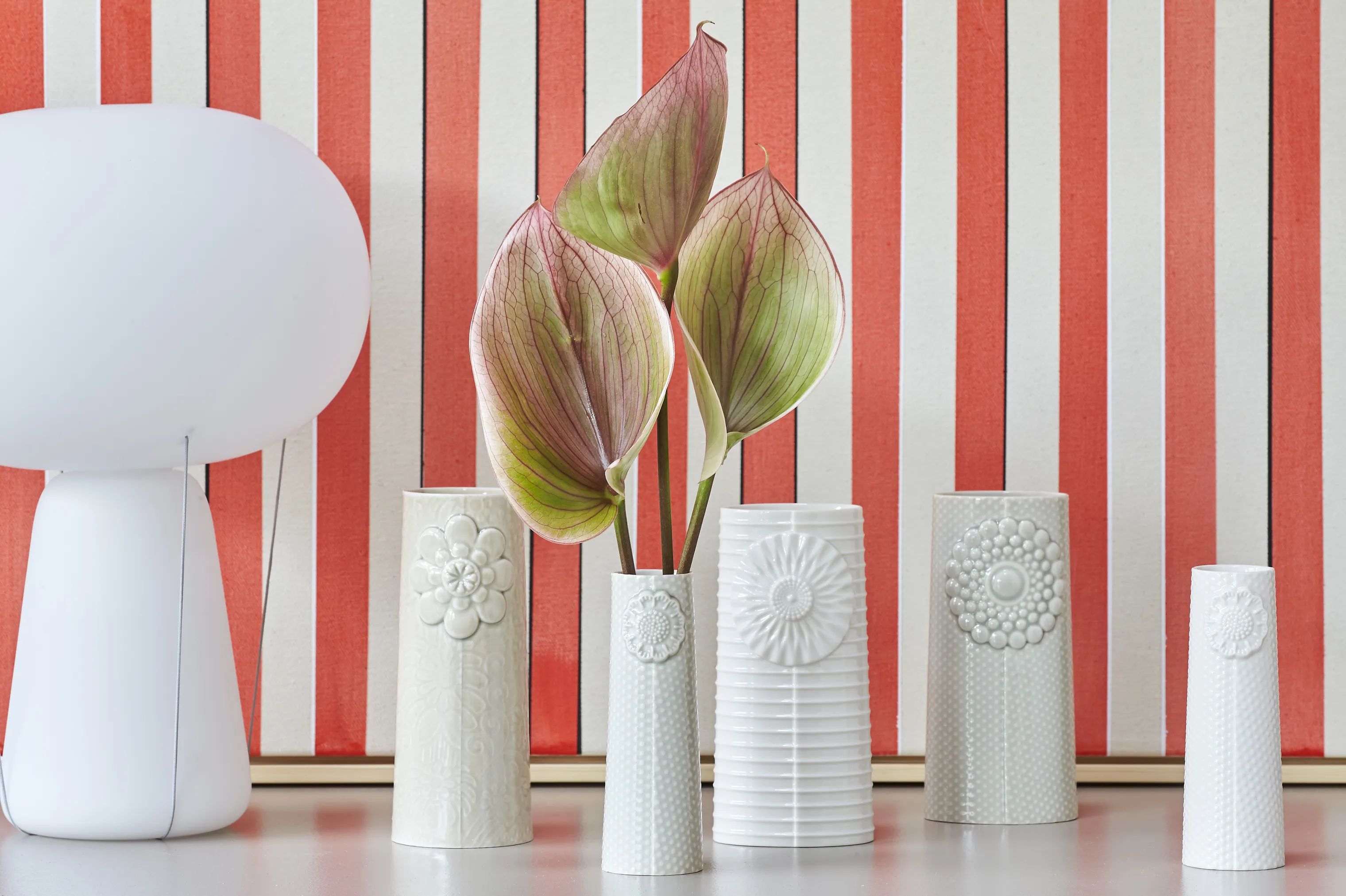 Dottir Vaser Pipanella Lines Vase i Hvid, 18 cm, 2