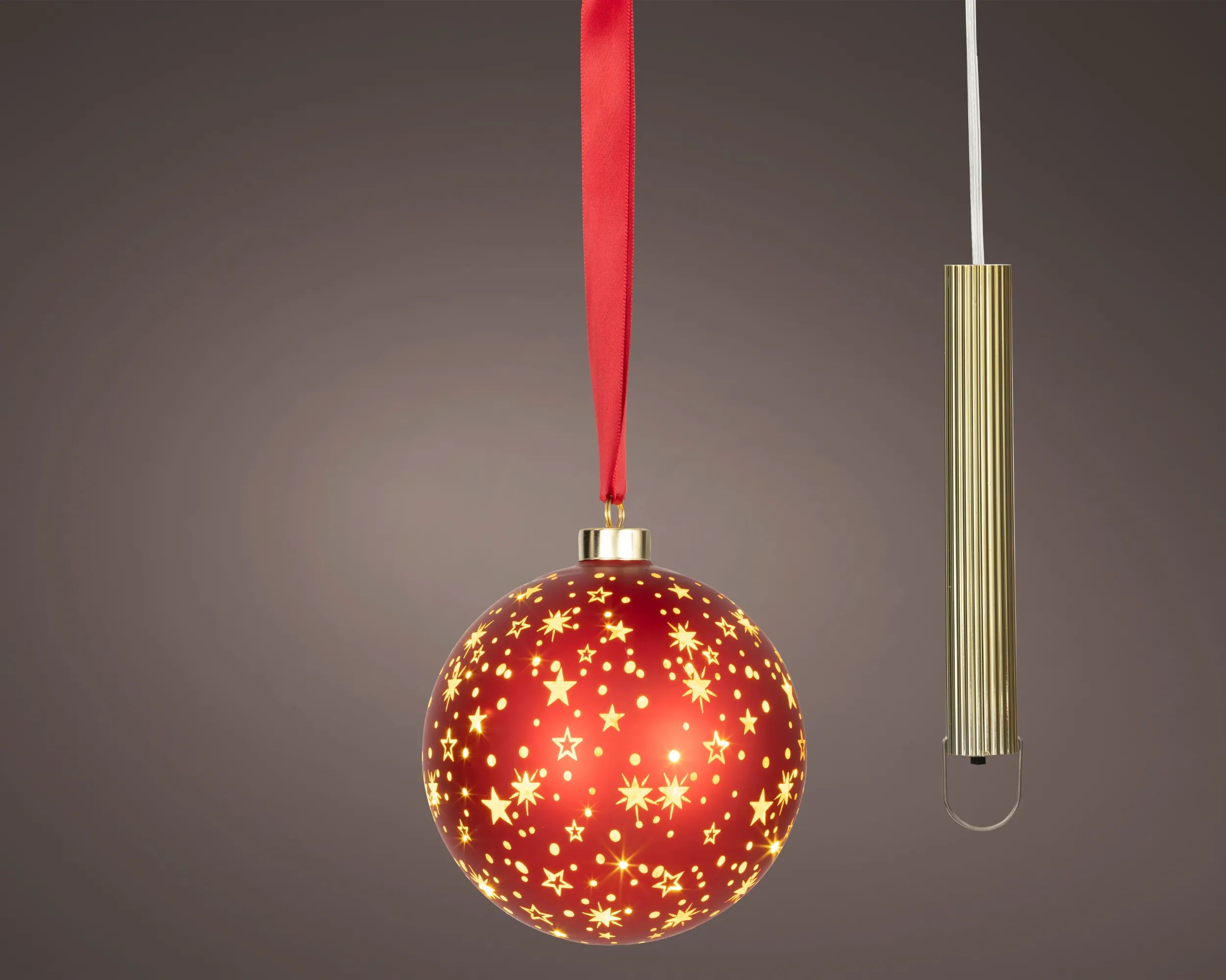 Casa Christmas Juleophæng LED Glaskugle i Rød, 14 cm, 2