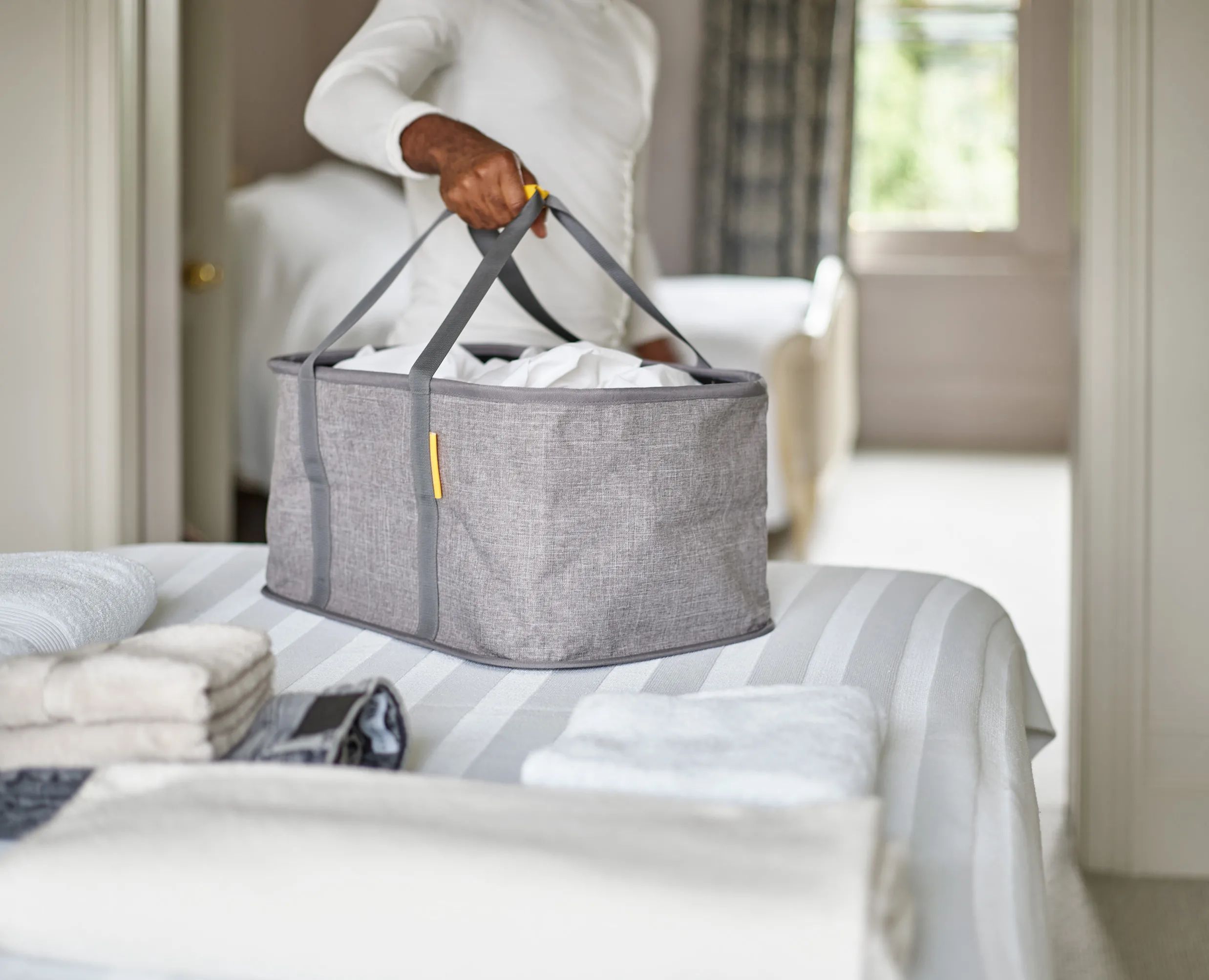 Joseph Joseph Vasketøjskurve Holdall vaskekurv i Grey, 3