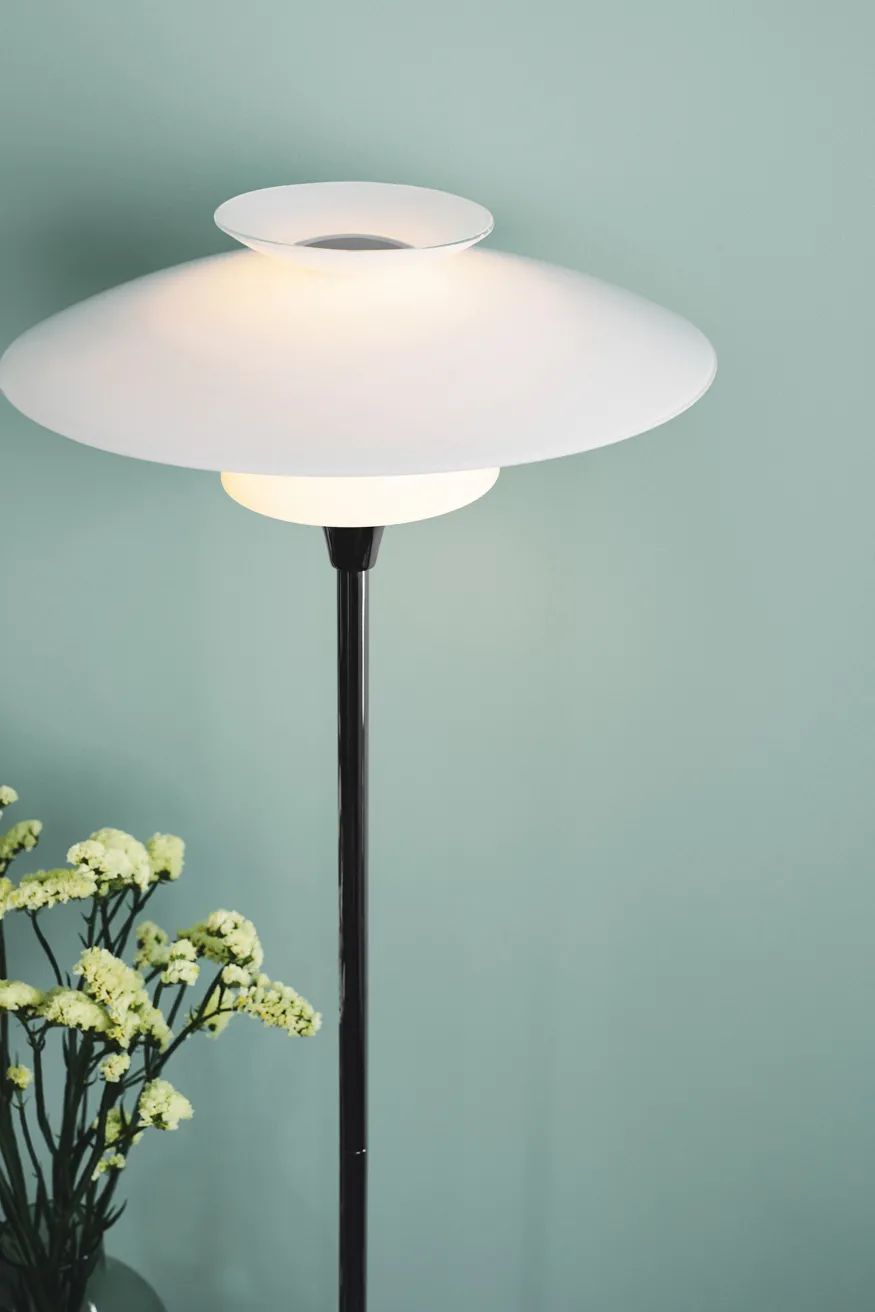 Halo Design Gulvlamper Scandinavia Gulvlampe i Opal, 2