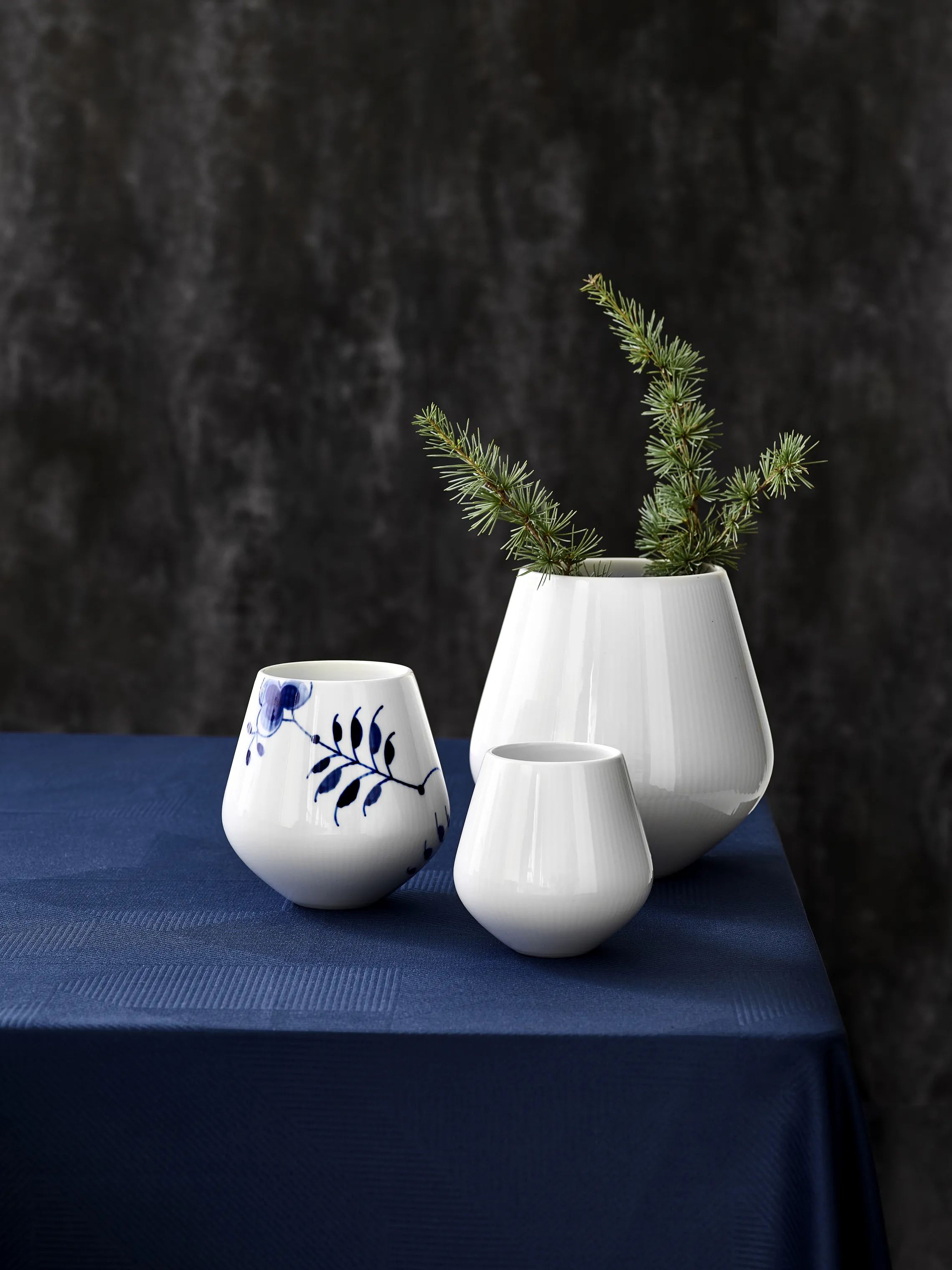 Royal Copenhagen Vaser Blå Mega Riflet Vase i Koboltblå/hvid, 15 cm, 3