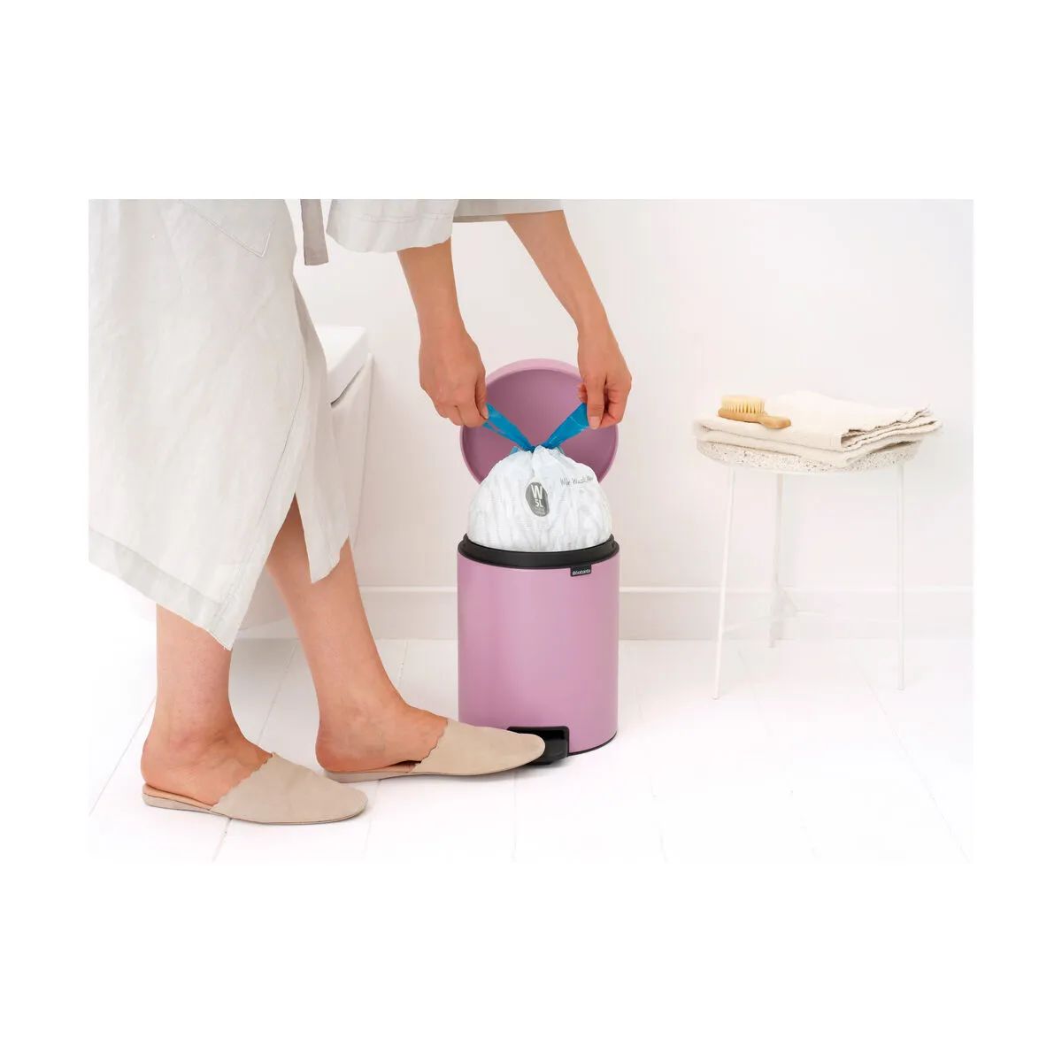 Brabantia Toiletspande NewIcon Pedalspand i Lilac Pink, 5 L, 3