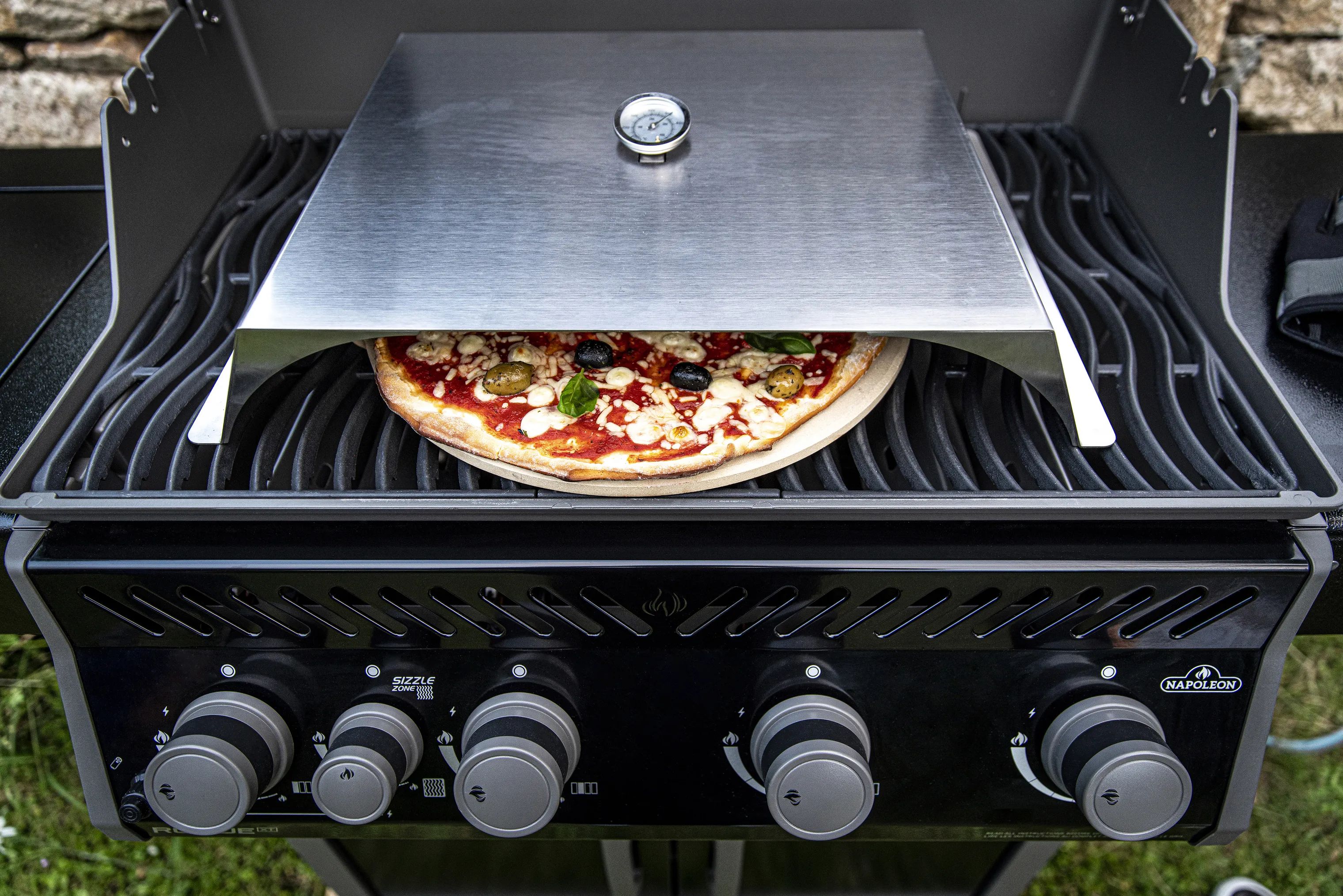Napoleon Øvrigt grilltilbehør Pizzaindsats i Sølvfarvet, 2