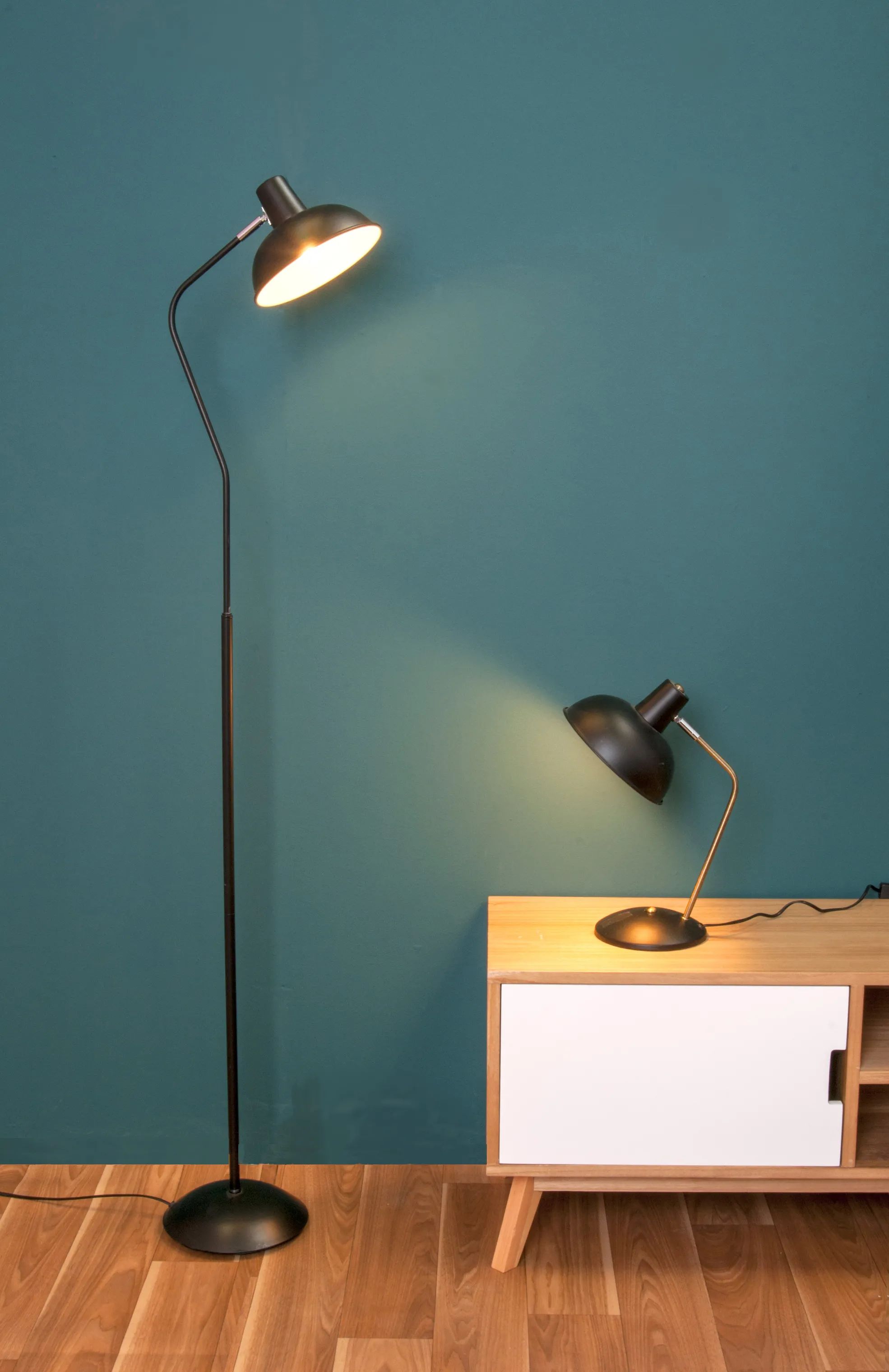 Leitmotiv Bordlamper Hood Bordlampe i Sort, 2