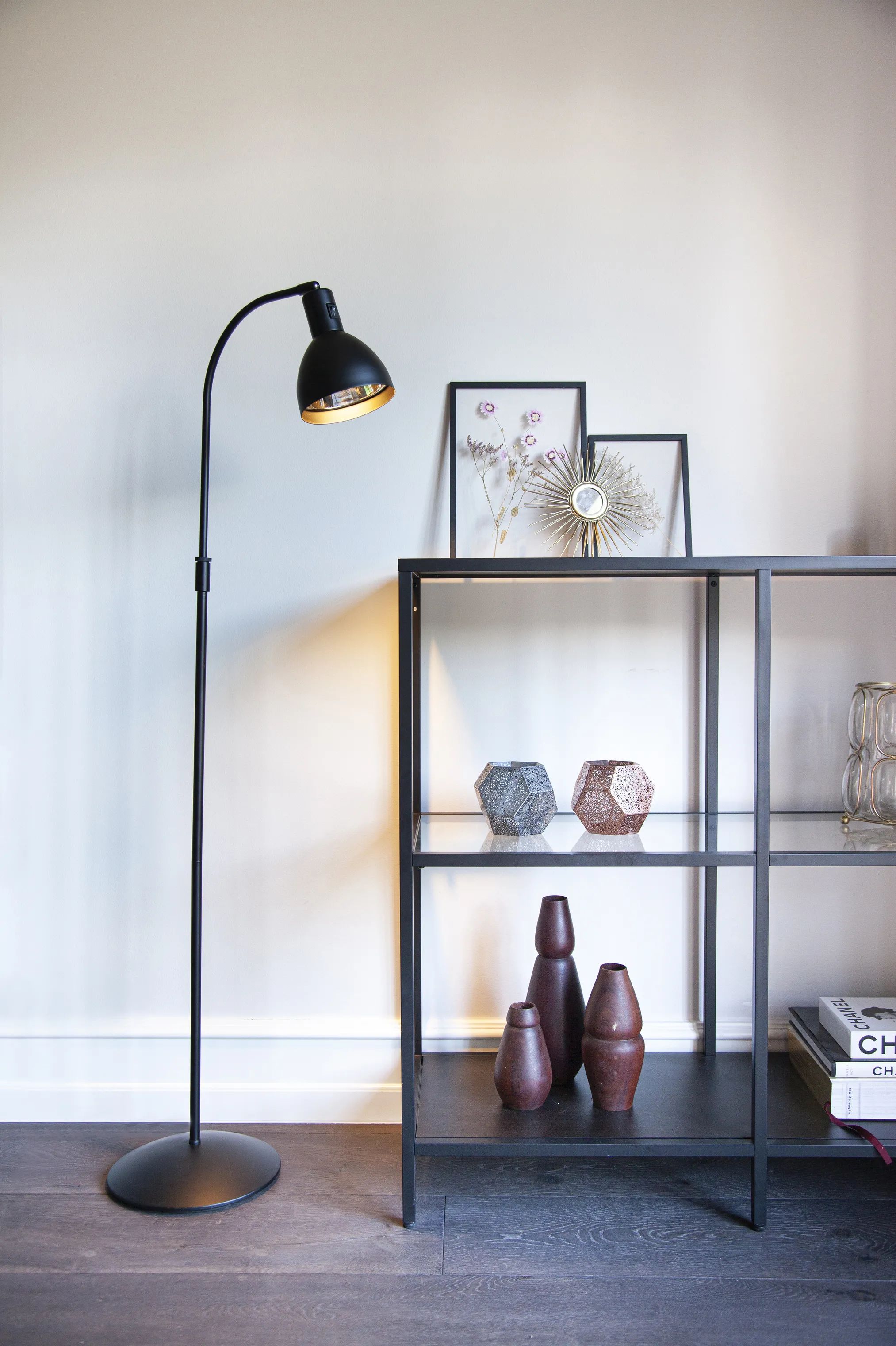 Halo Design Gulvlamper Angora Gulvlampe i Sort, 2