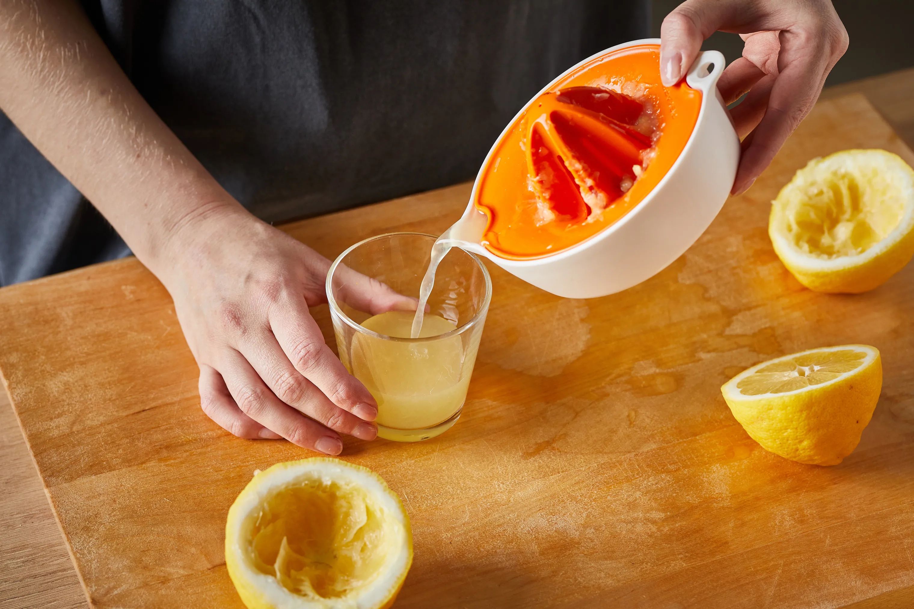 Fiskars Citruspressere Functional Form Citruspresser i Hvid/orange, 2