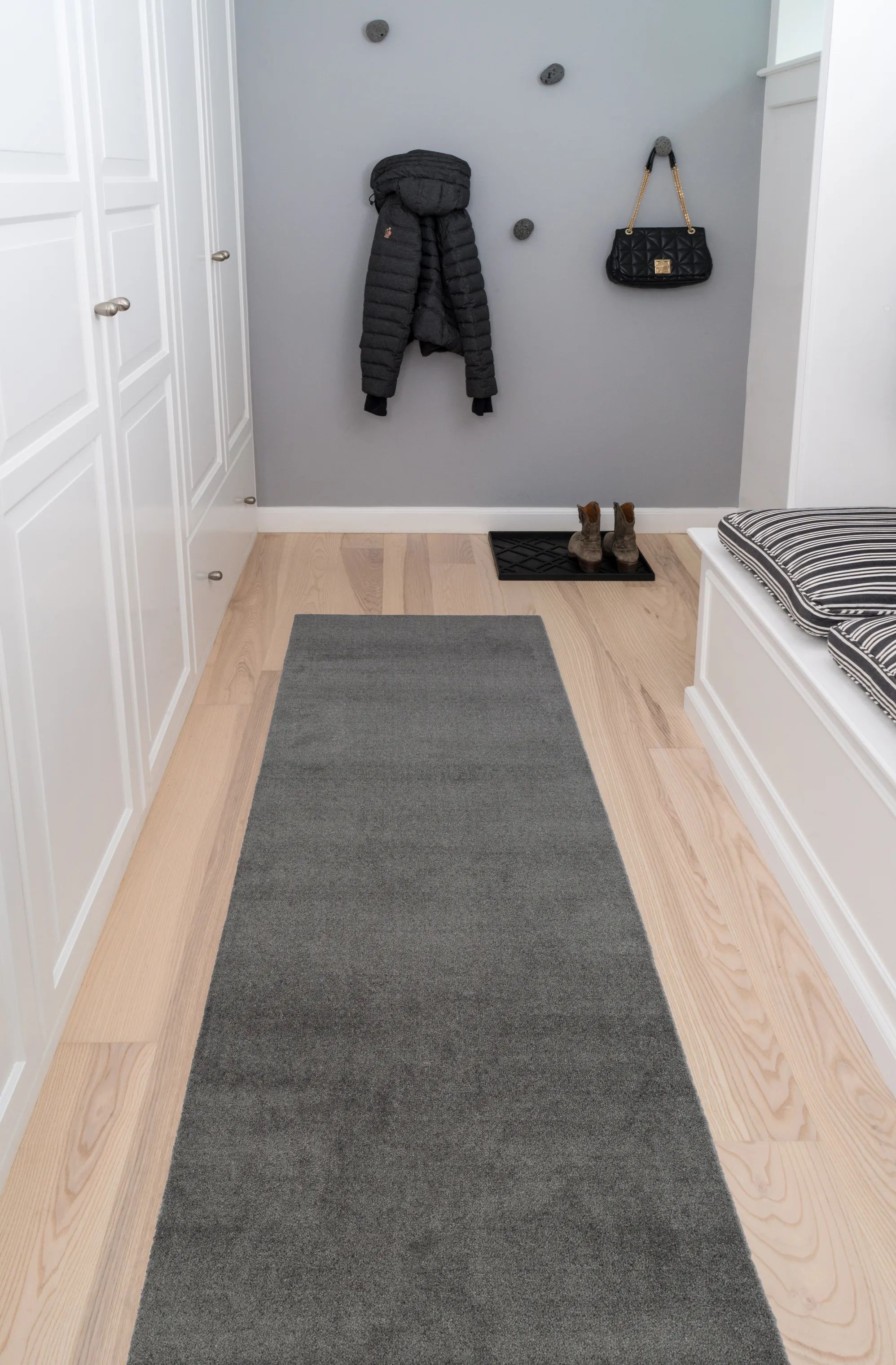 Tica Copenhagen Dørmåtter Uni Color Gulvmåtte i Stålgrå, B67 x L200 cm, 2
