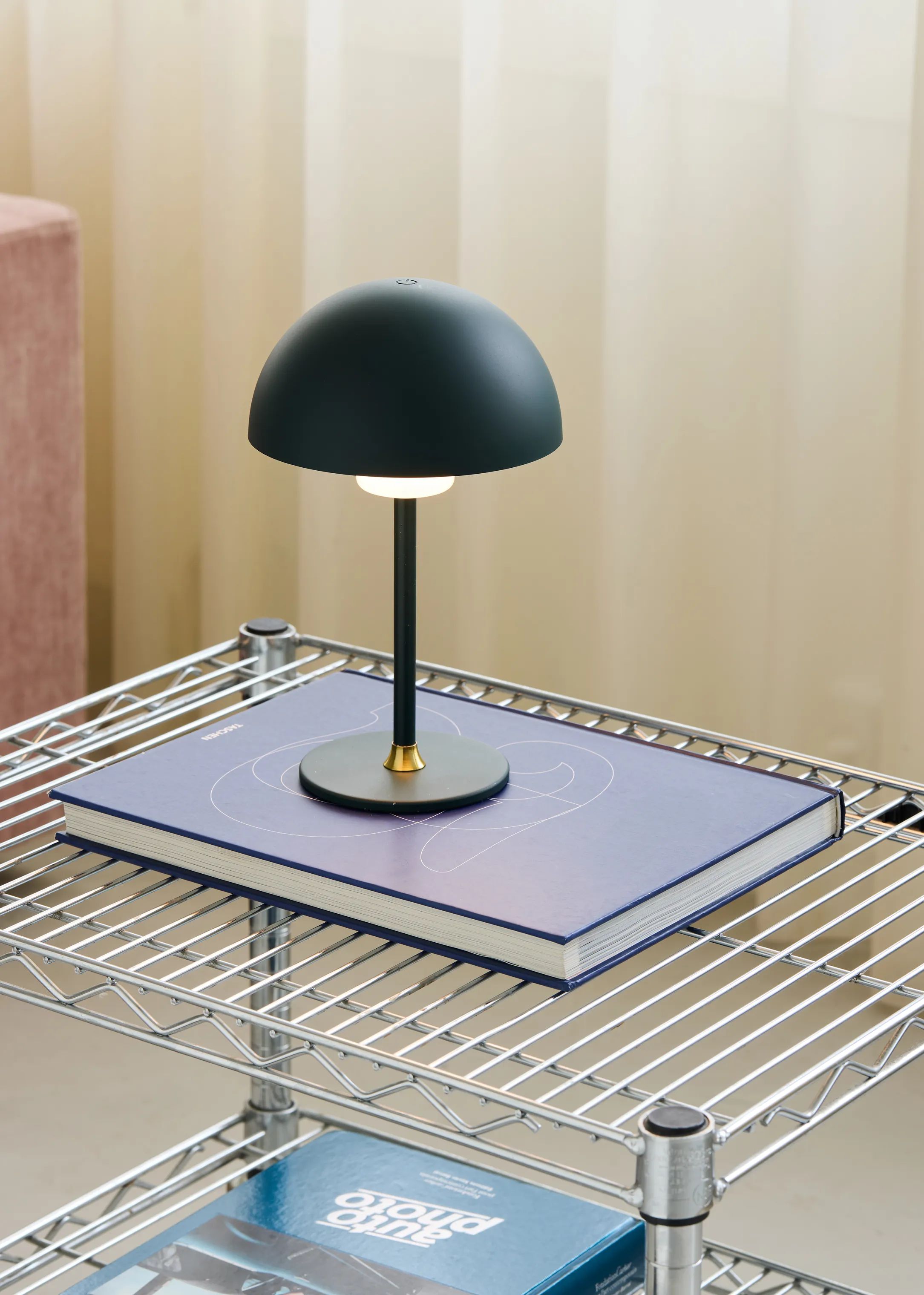 Halo Design LED-lamper Moon Light Transportabel Bordlampe i Grøn, 3