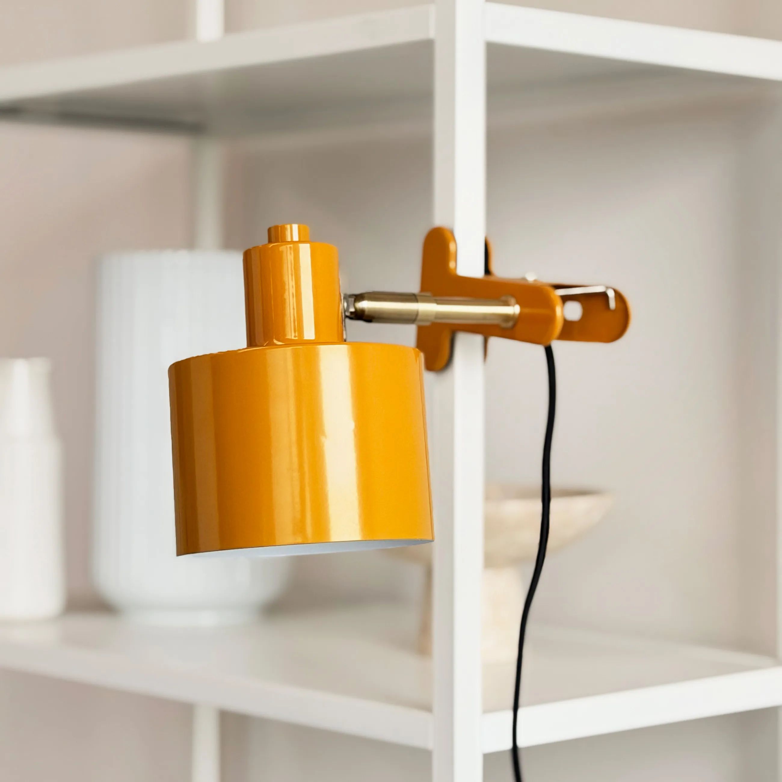 Dyberg Larsen Bordlamper Ocean Klemmelampe i Karry, 2