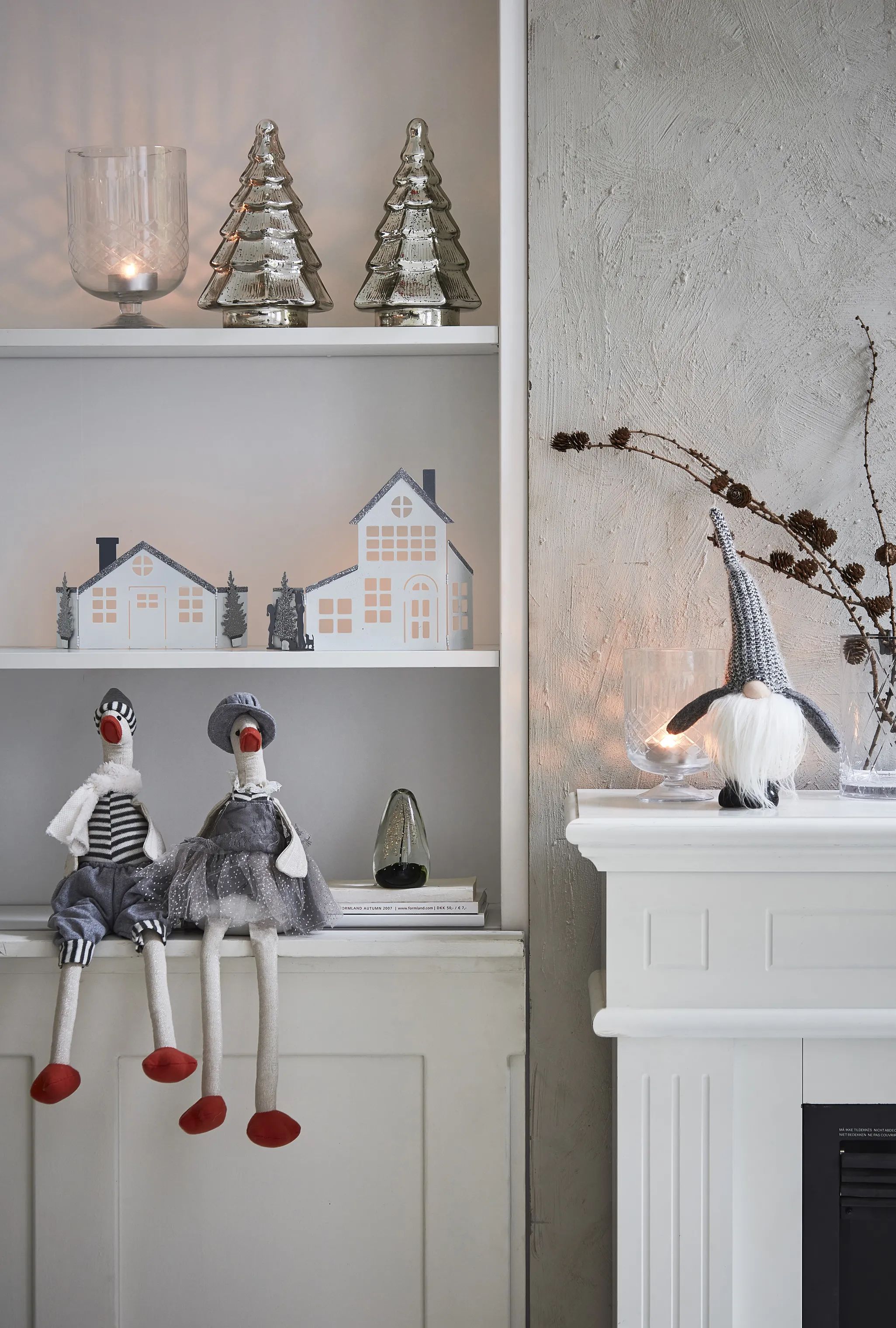 Casa Christmas Julefigurer Christmas Nordic Julehus i Hvid/grå, 2