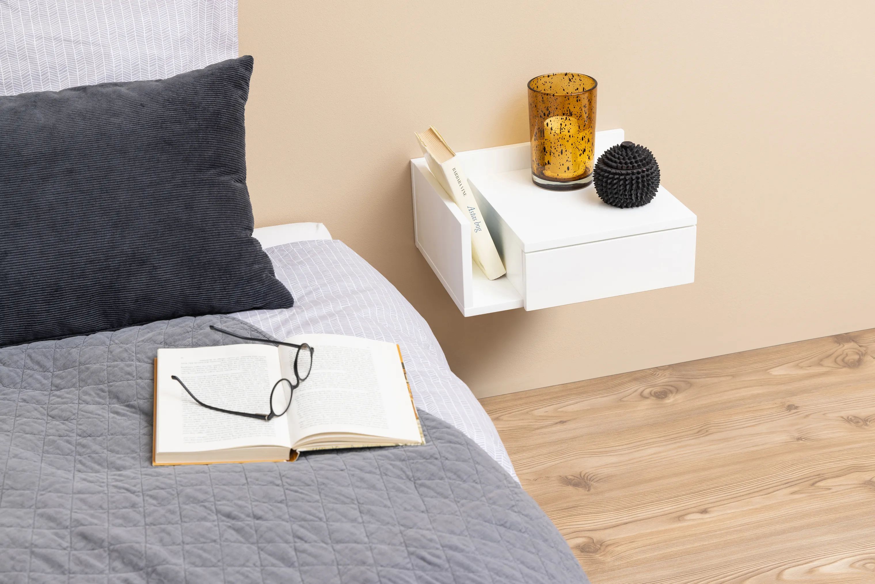 CASA Living Sengeborde Ashlan Natbord i Hvid, 2