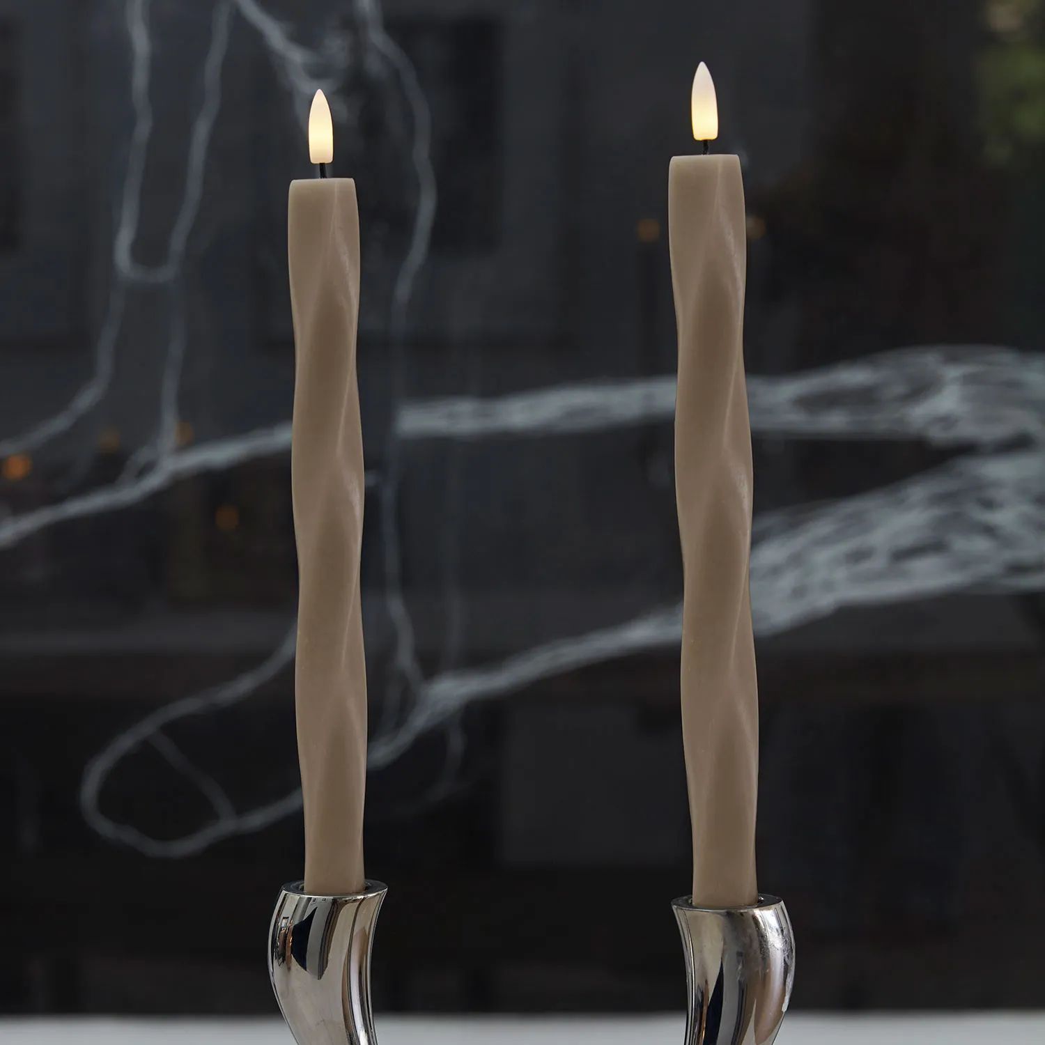 Sirius LED-lys Nordisk Skulptur LED KroneLys i Brun, 2