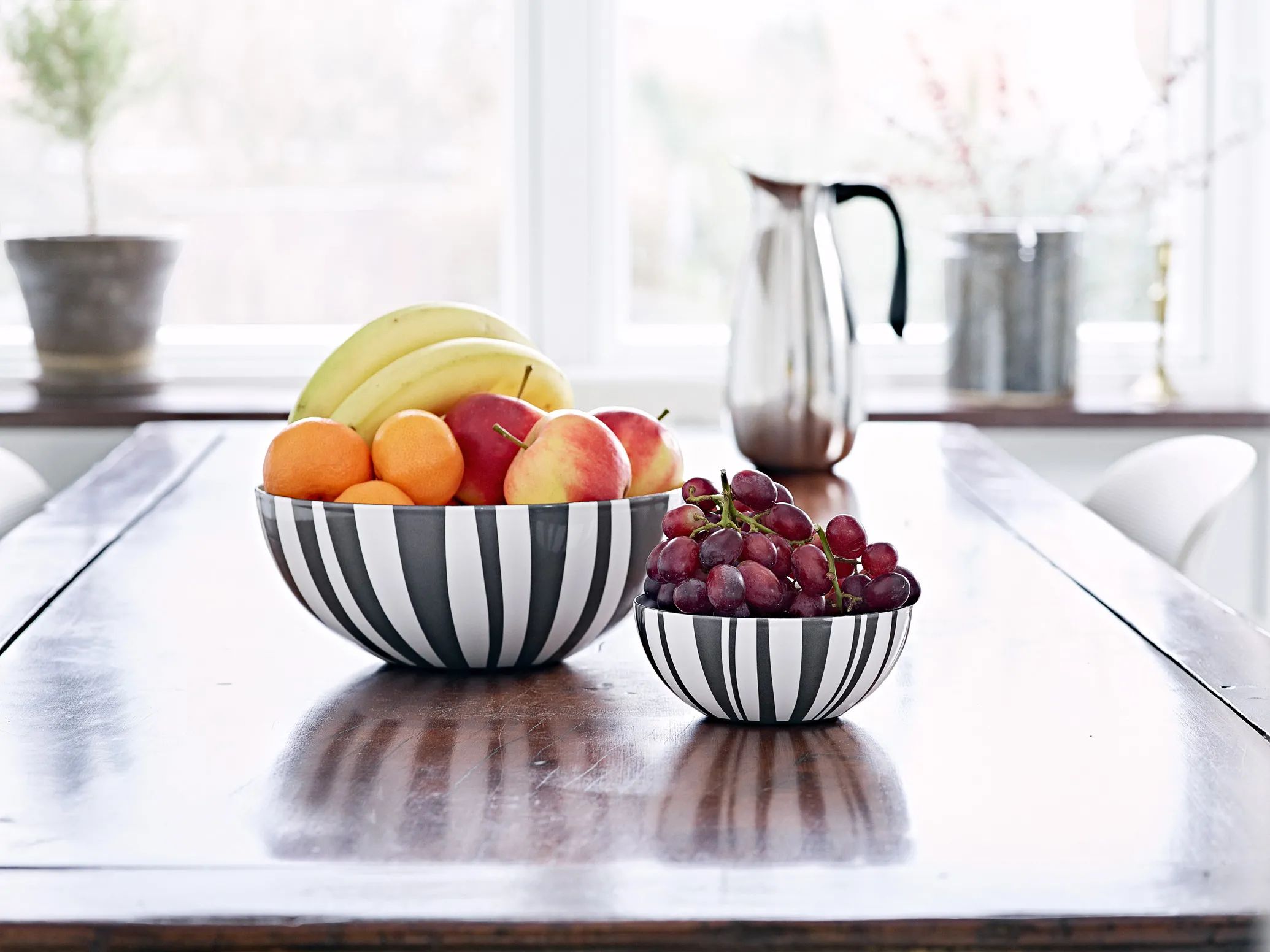 Cathrineholm Serveringsskåle Stripes Skål i Grå, 30 cm, 2
