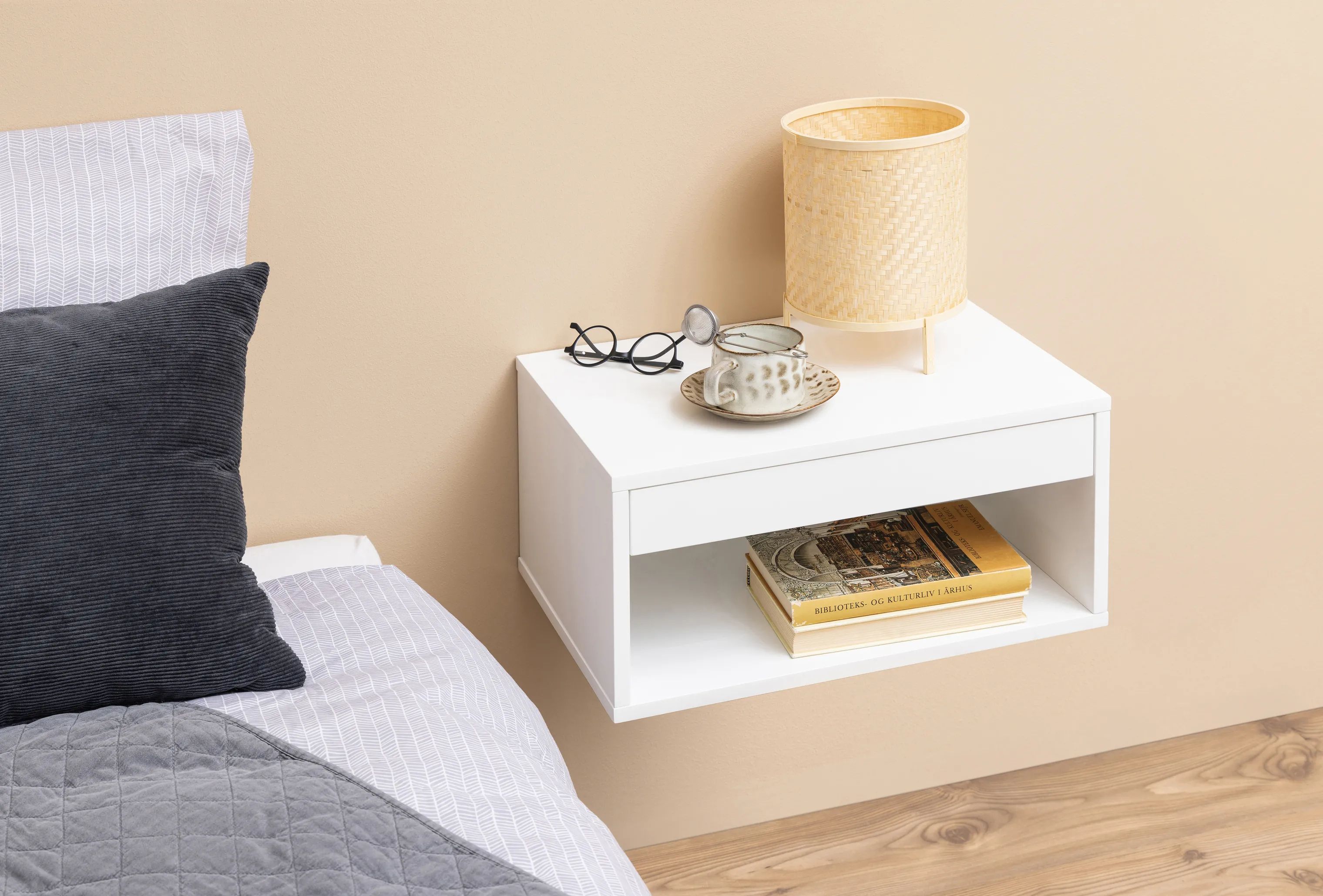 CASA Living Sengeborde Cholet Natbord i Hvid, 2