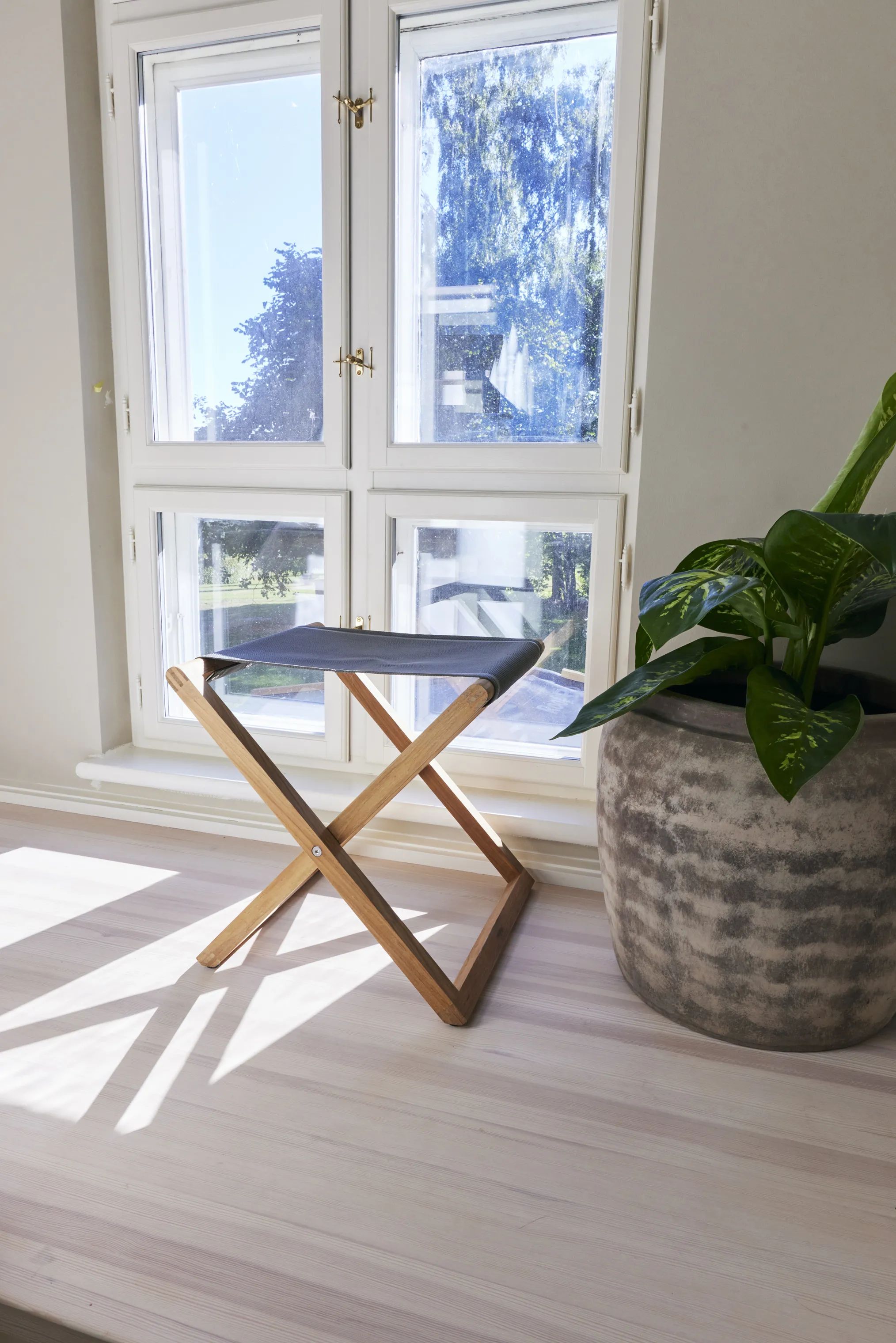 Mandalay Loungestole Langelinie Skammel i Teak/Olivengrøn, 2