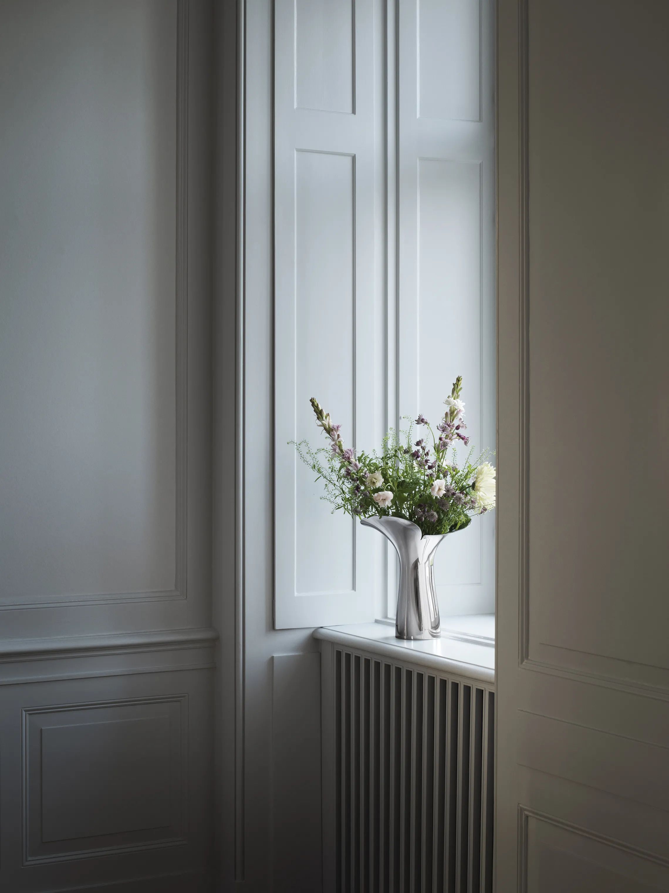 Georg Jensen Vaser Bloom Botanica Vase i Stål, 33 cm, 2