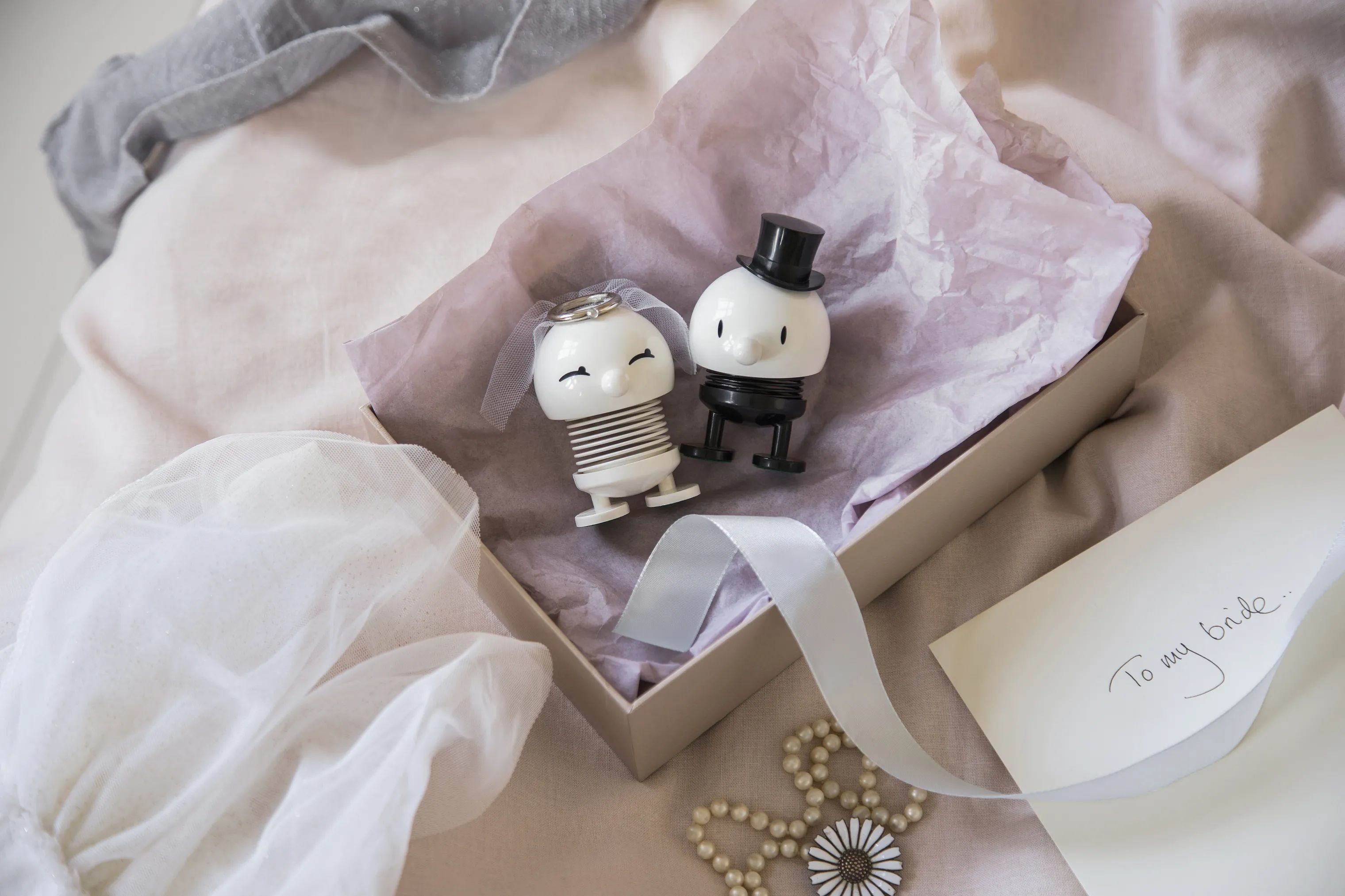 Hoptimist Øvrige figurer Bumble - Wedding Groom i Sort, 5