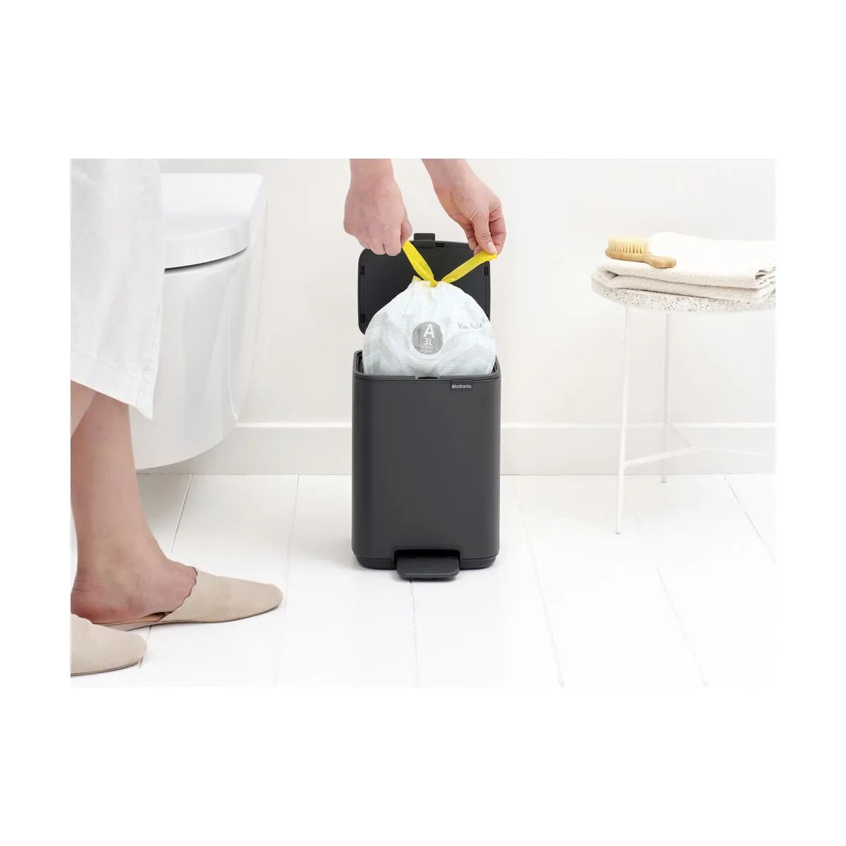 Brabantia Pedalspande Bo Pedalspand i Grå, 4 L, 4
